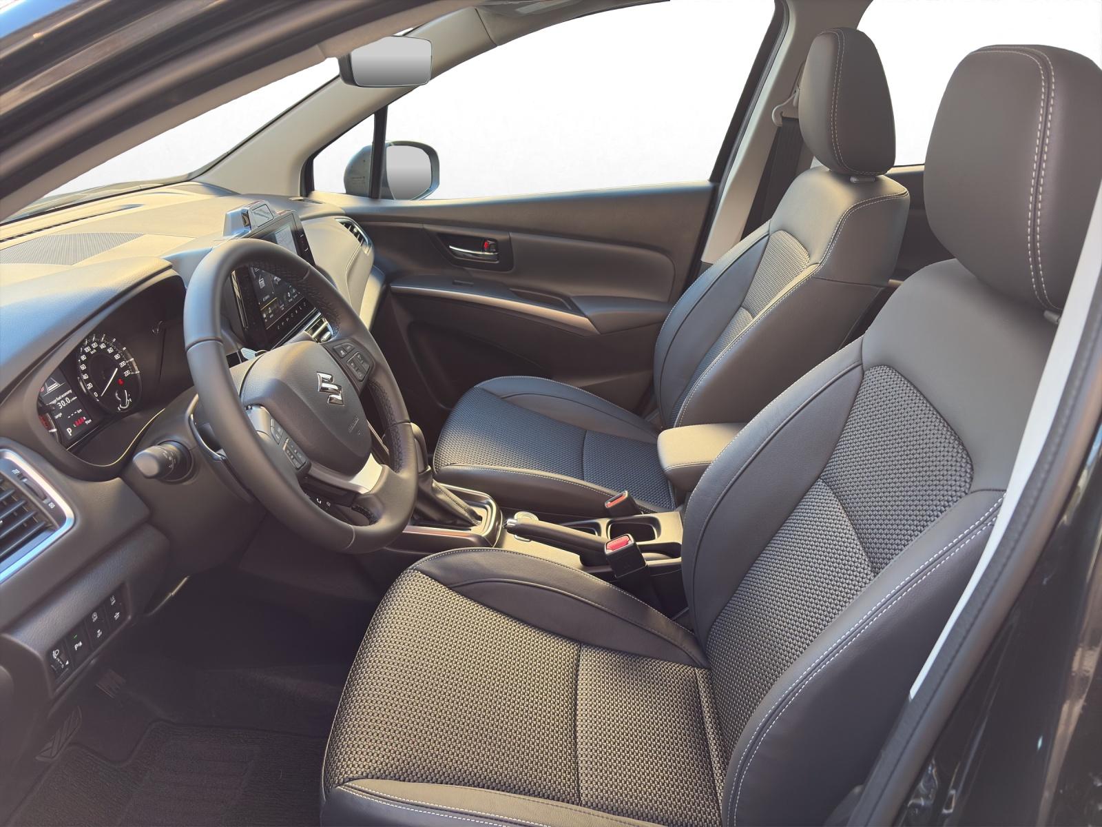 SUZUKI S-Cross 1.4 T Compact Top Hybrid 4x4-image-9