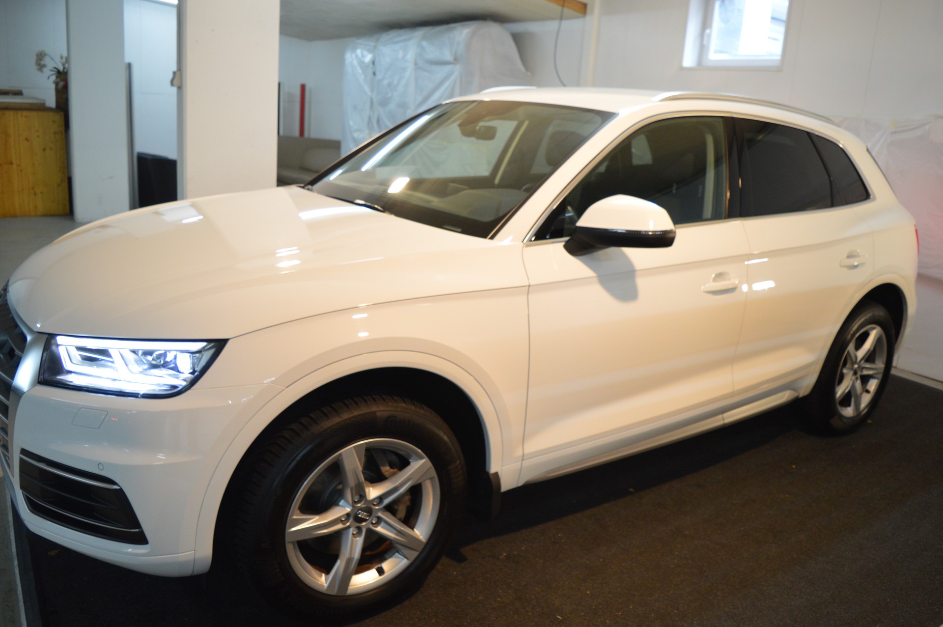 AUDI Q5 35 TDI sport quattro S-tronic-image-6