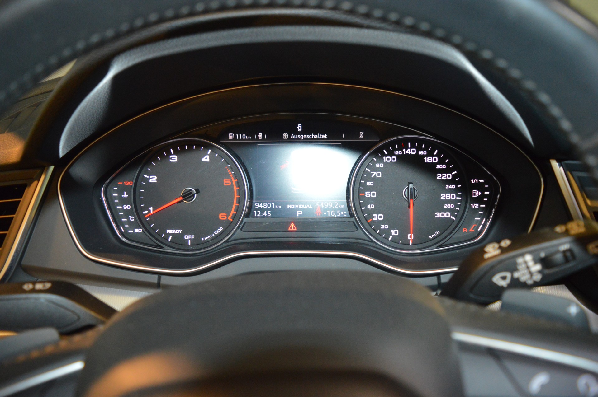 AUDI Q5 35 TDI sport quattro S-tronic-image-18