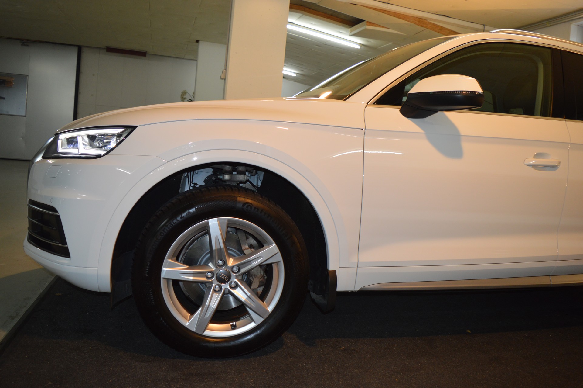 AUDI Q5 35 TDI sport quattro S-tronic-image-13