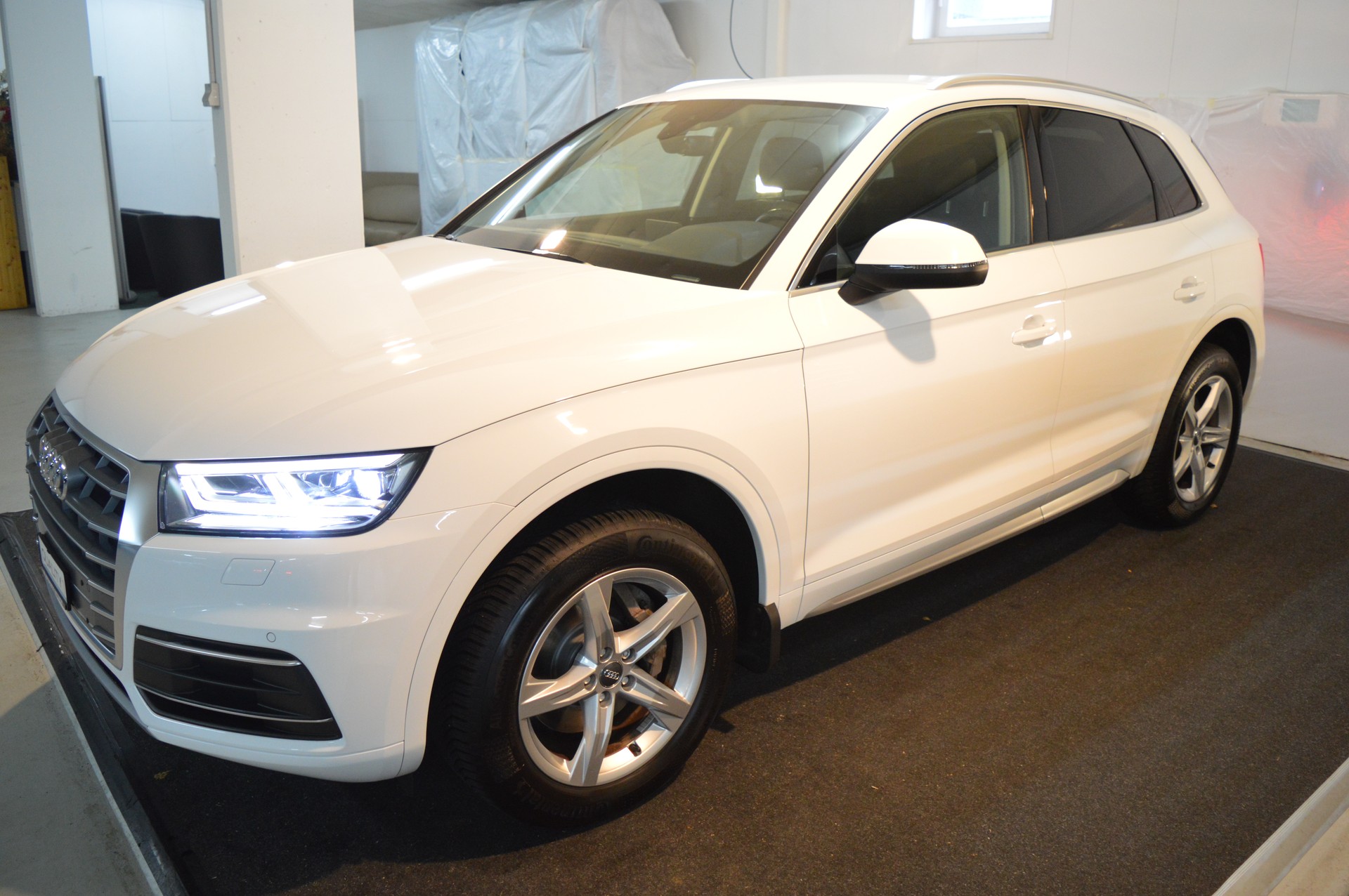 AUDI Q5 35 TDI sport quattro S-tronic-image-1