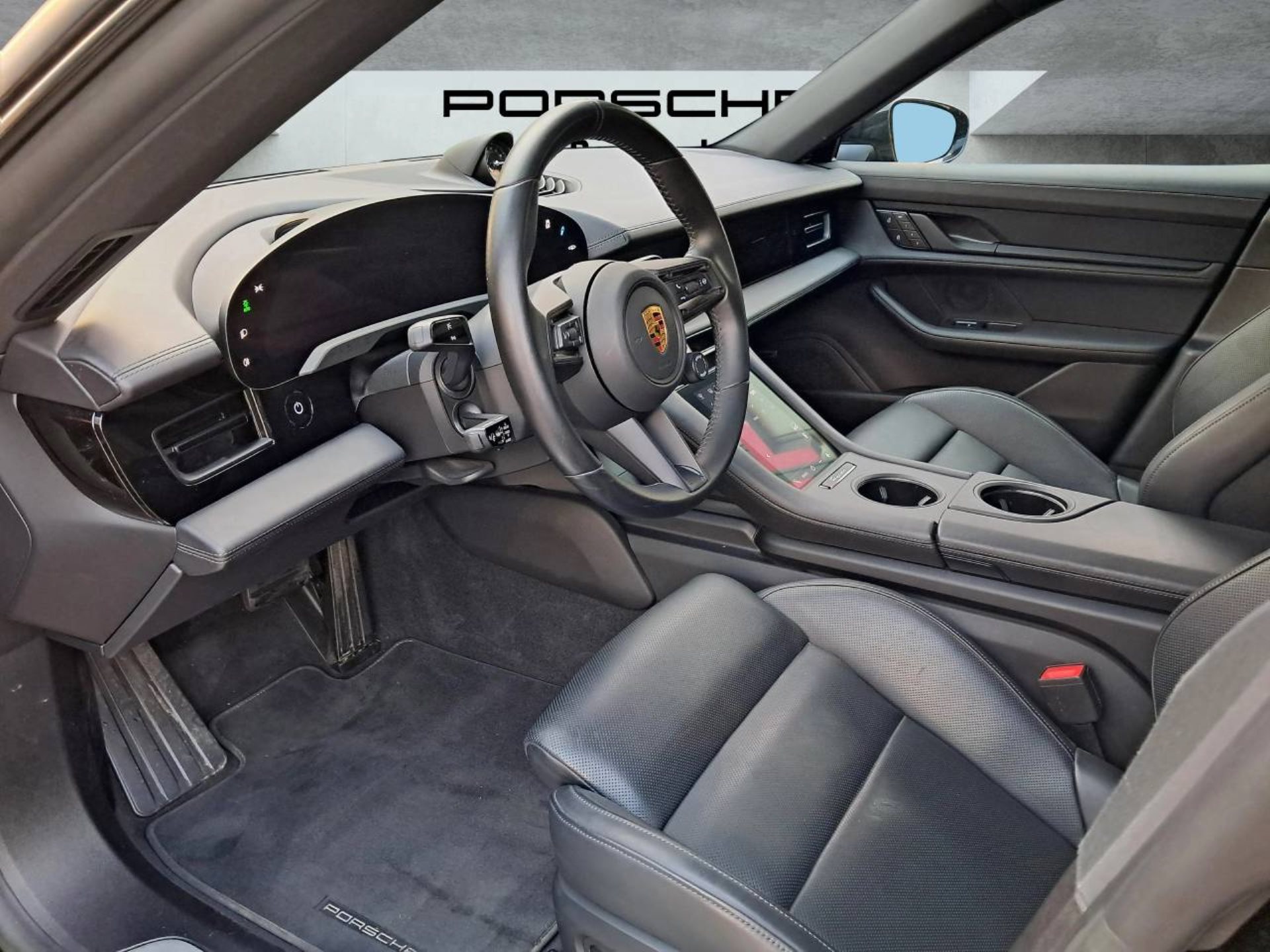 PORSCHE Taycan 4S Cross Turismo (MY23)-image-3