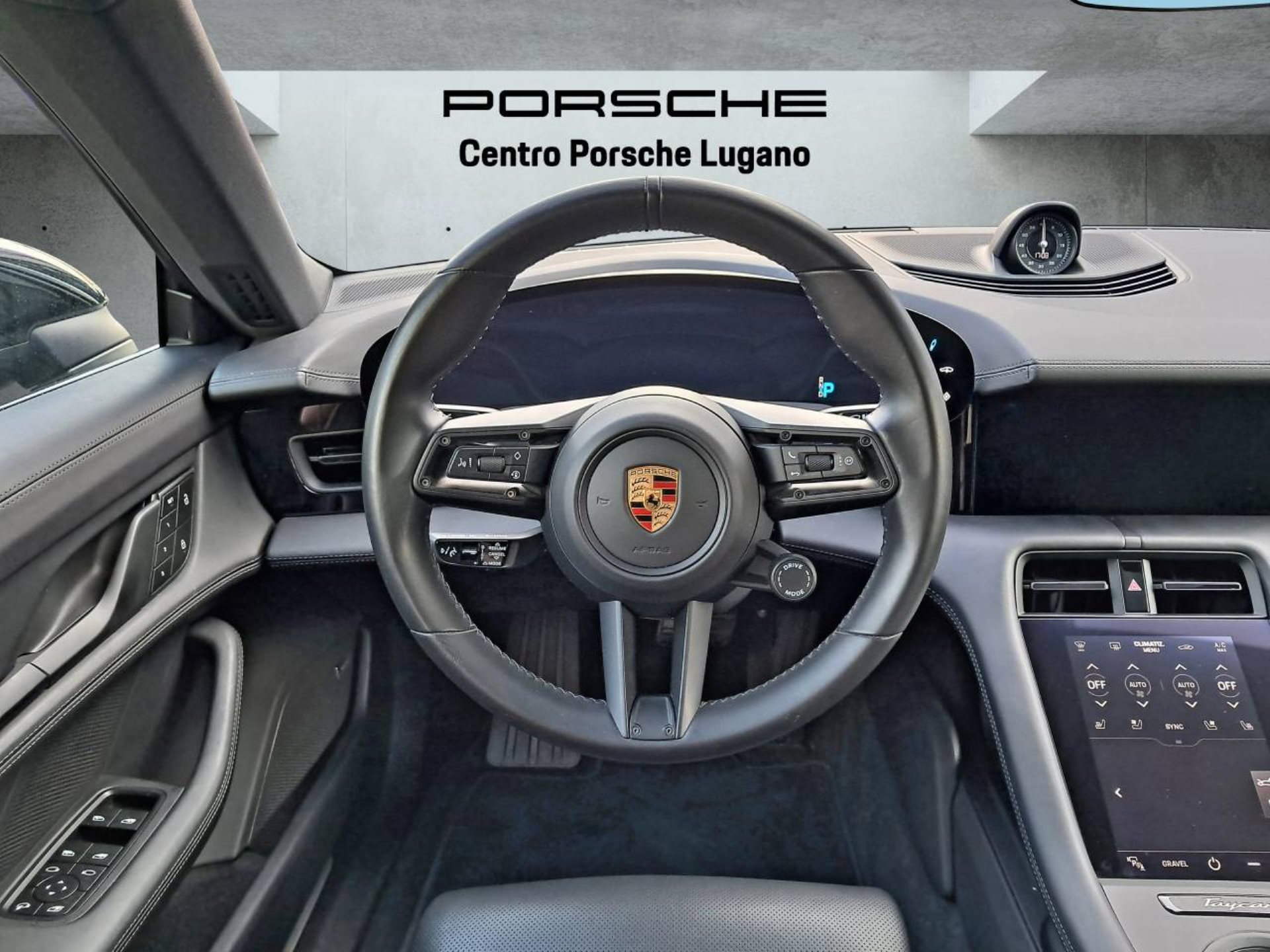 PORSCHE Taycan 4S Cross Turismo (MY23)-image-12