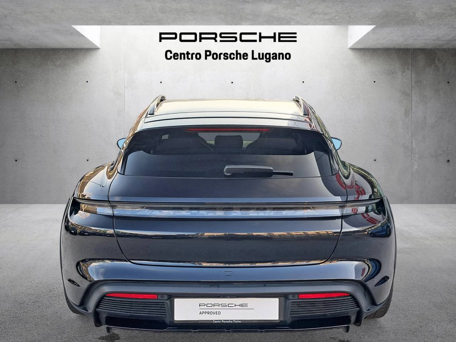 PORSCHE Taycan 4S Cross Turismo (MY23)-image-8