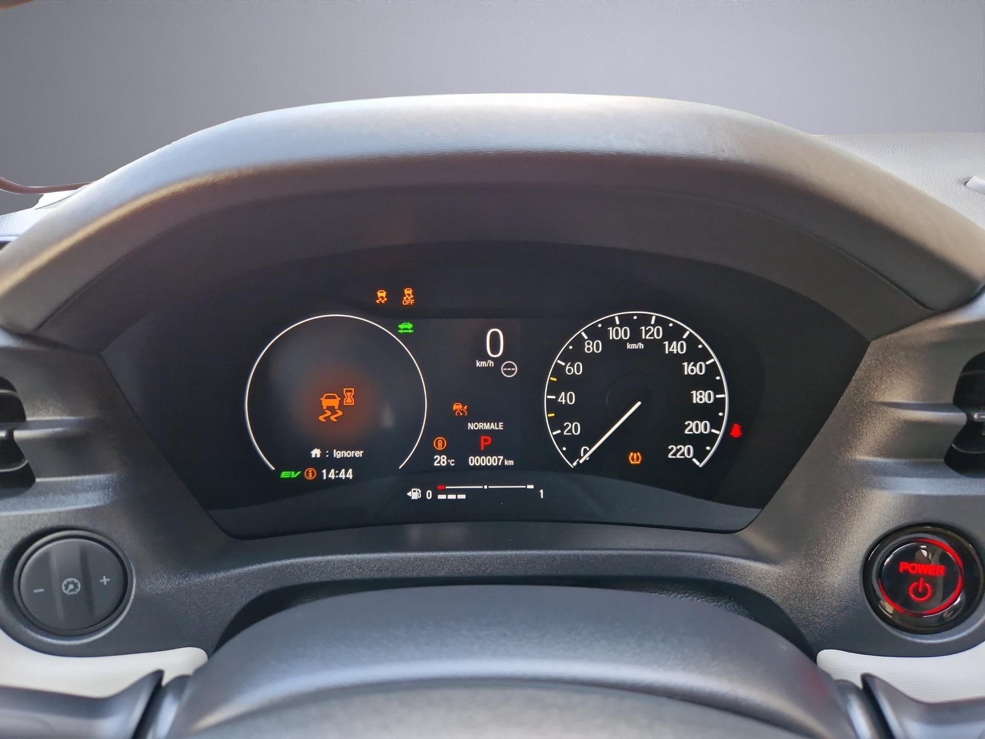 HONDA HR-V 1.5 i-MMD Advance Style-image-8