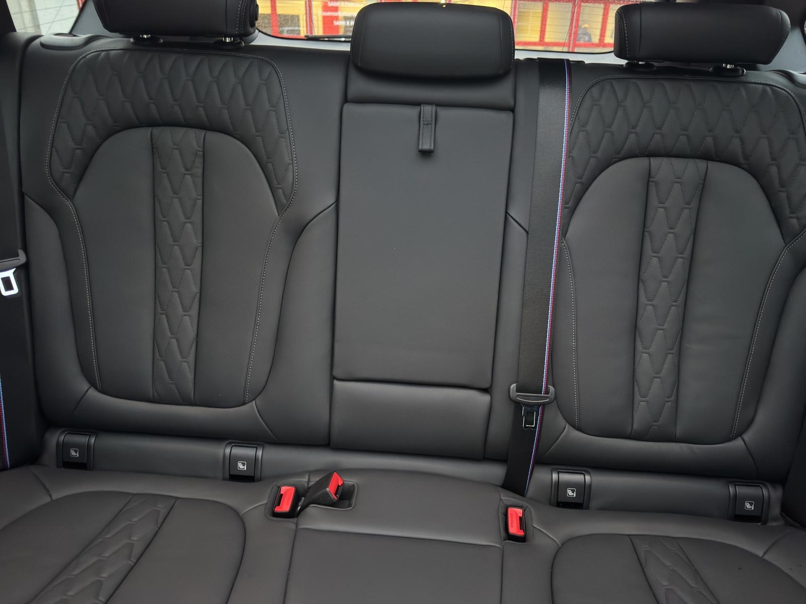 BMW X5 M60i xDrive M Sportpaket Pro-image-16