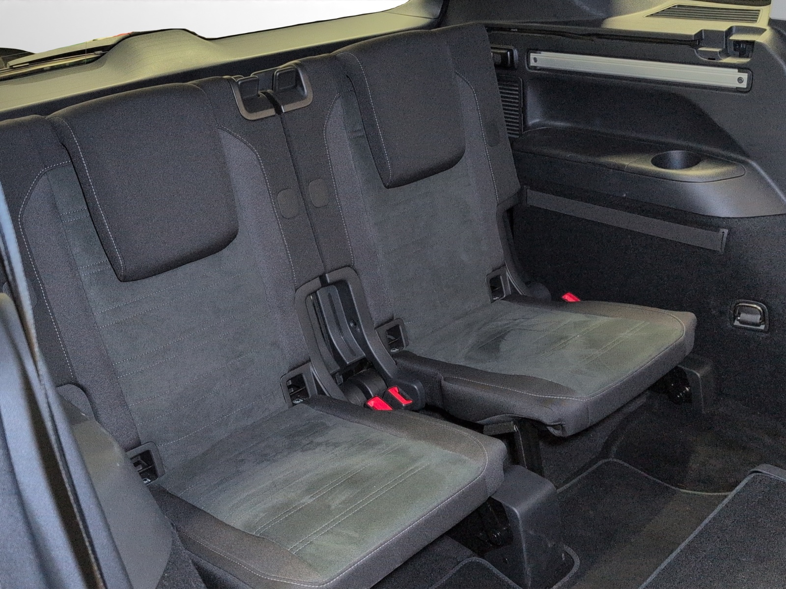 VW Touran 2.0 TDI BlueMotion Technology Highline DSG-image-9