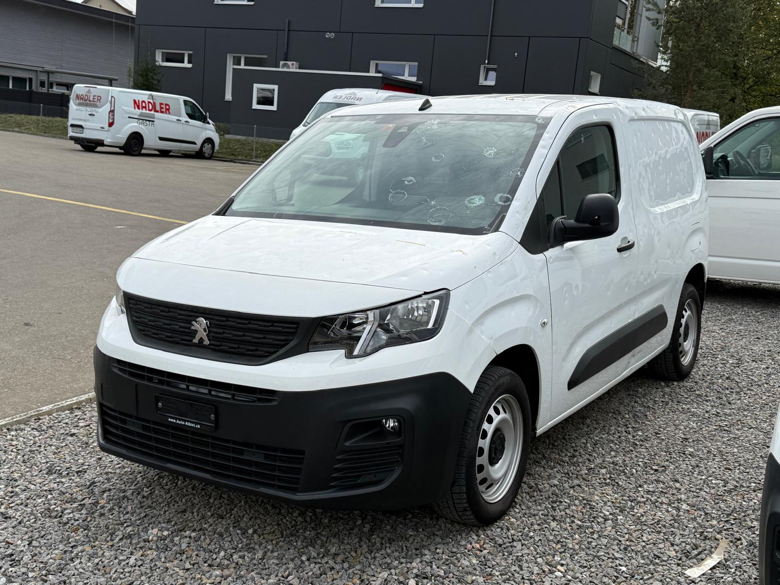 PEUGEOT Partner 1.5 Blue HDi s/s Asphalt 1000kg *HAGELSCHADEN* **Jetzt nur noch CHF 8'900.- statt CHF 13'900.-**-image-6