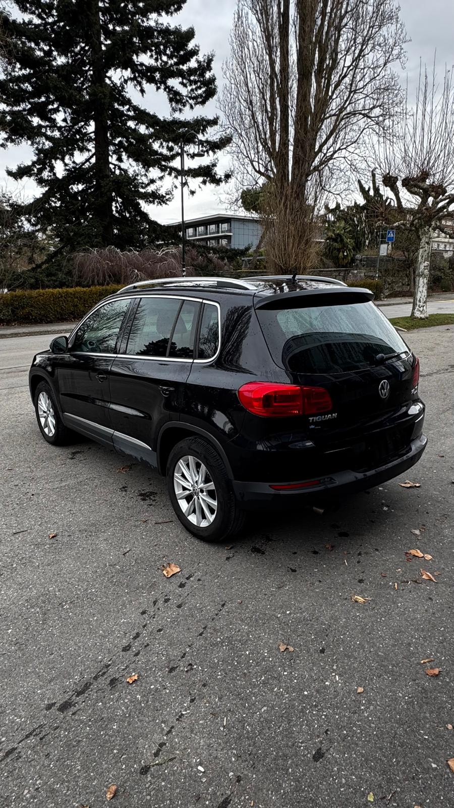 VW Tiguan 2.0 TSI Sport&Style 4Motion DSG-image-2