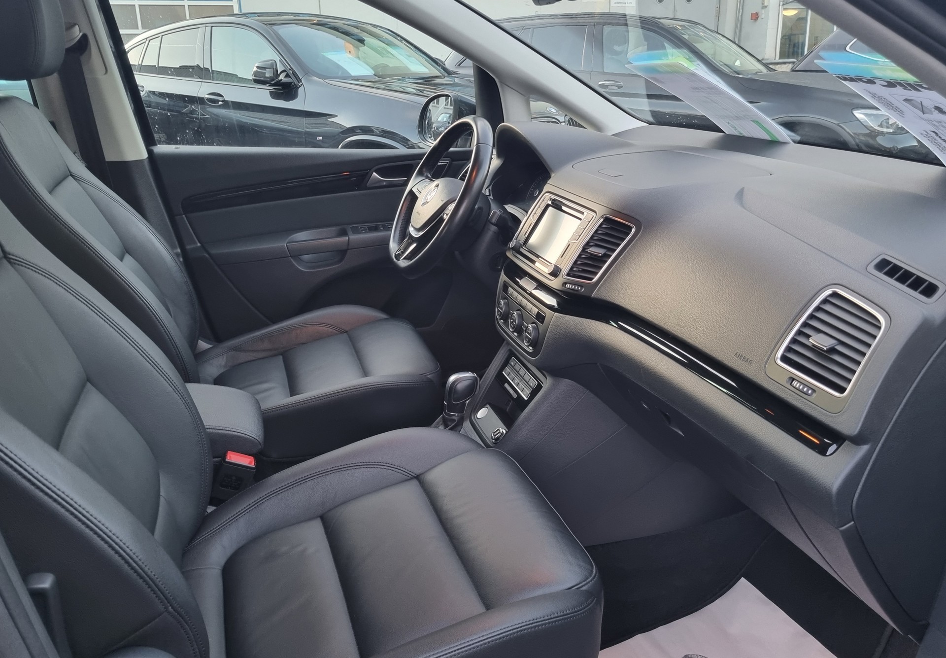 VW Sharan 2.0 TDI BMT 184 PS 7 Platzer Highline DSG-image-10