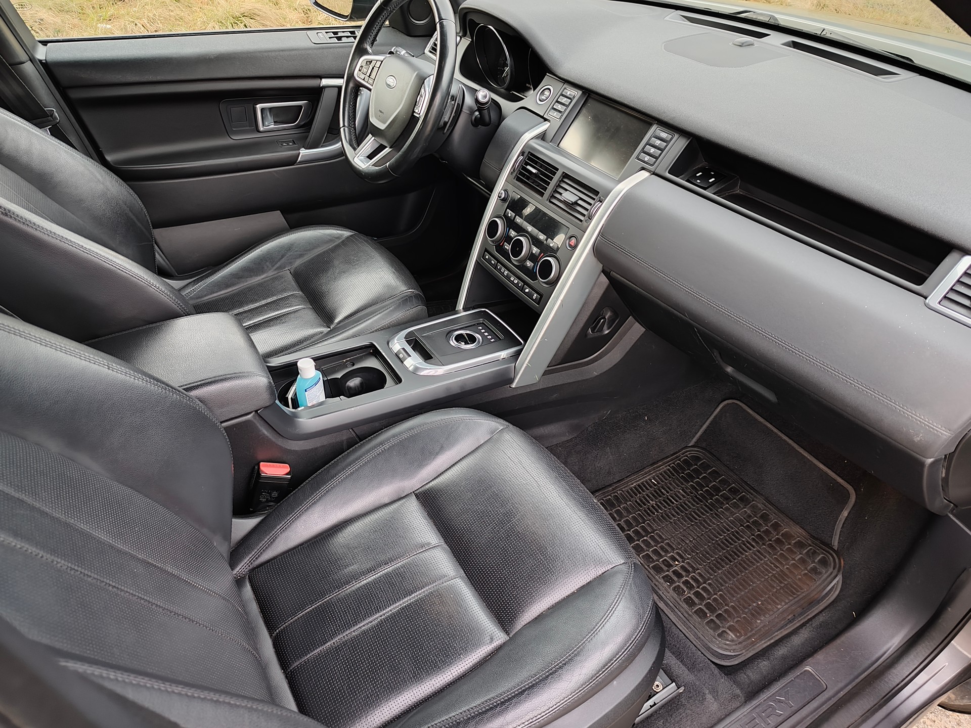 LAND ROVER Discovery Sport 2.2TD4 HSE AT9-image-14