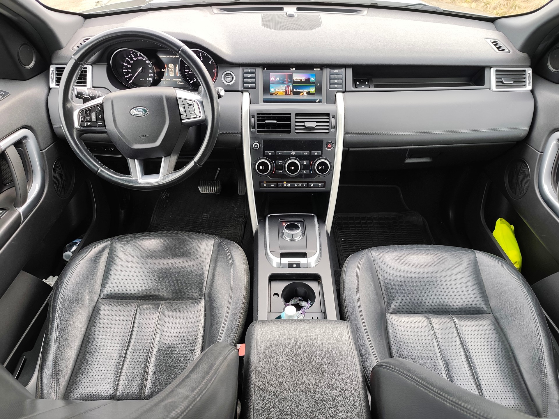 LAND ROVER Discovery Sport 2.2TD4 HSE AT9-image-11
