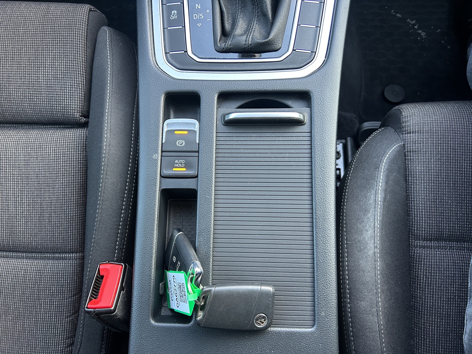 VW Passat Variant 2.0 TDI SCR BMT Comfortline DSG-image-15