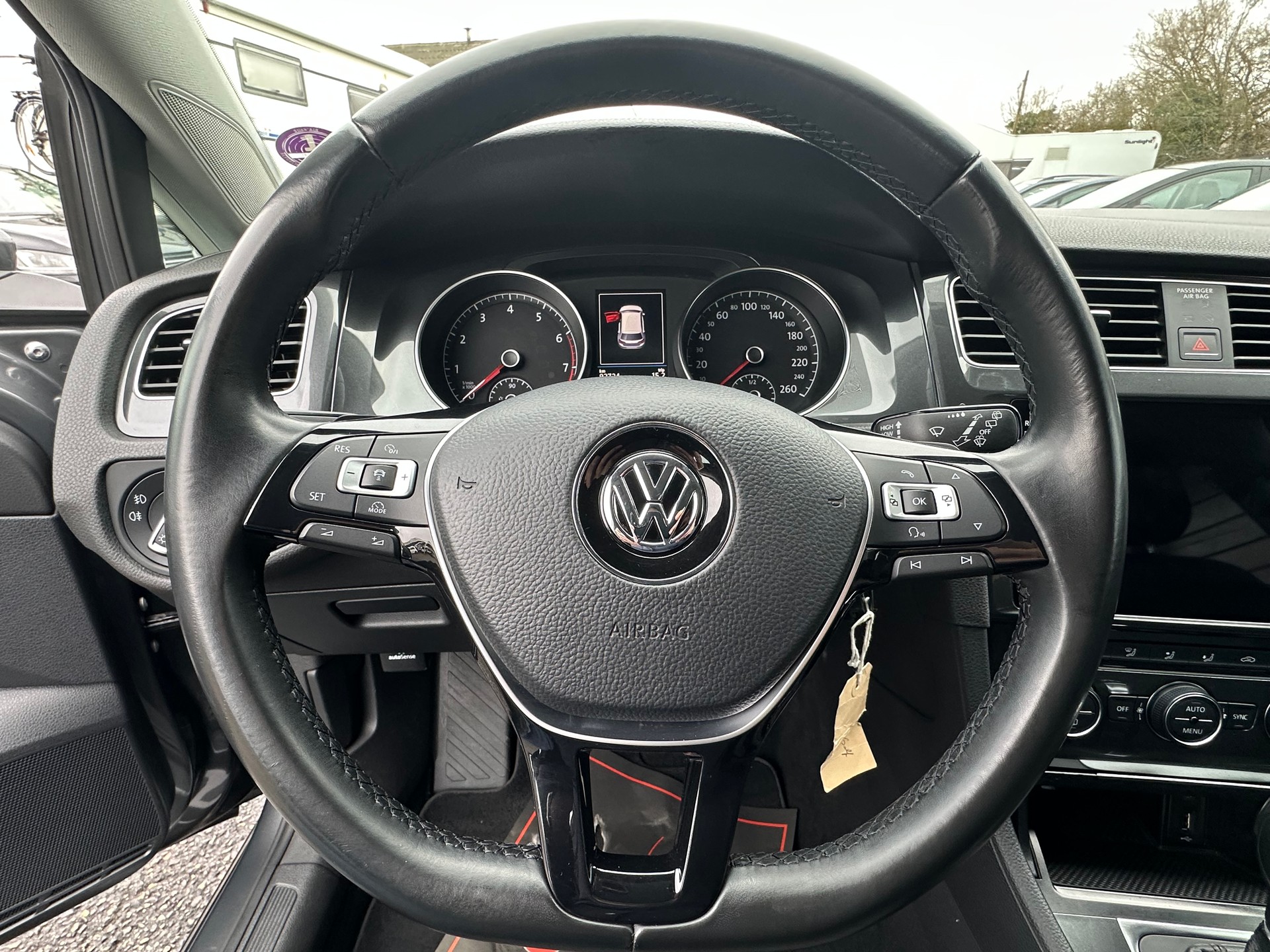 VW Golf 1.4 TSI Comfortline DSG-image-18