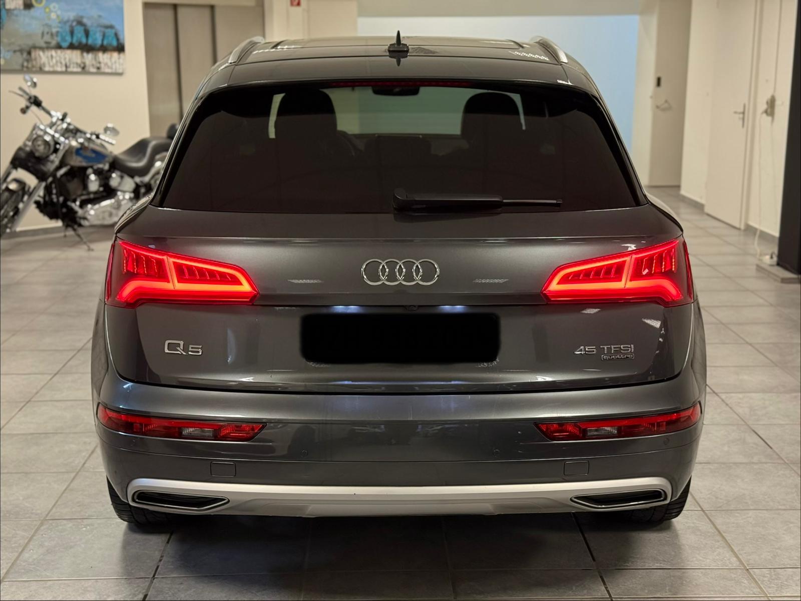 AUDI Q5 45 TFSI sport quattro S-tronic-image-12
