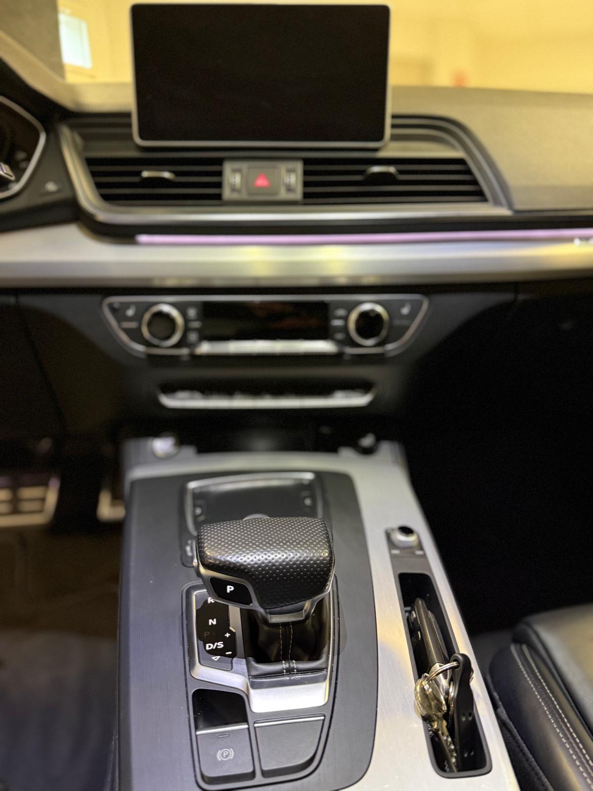 AUDI Q5 45 TFSI sport quattro S-tronic-image-19
