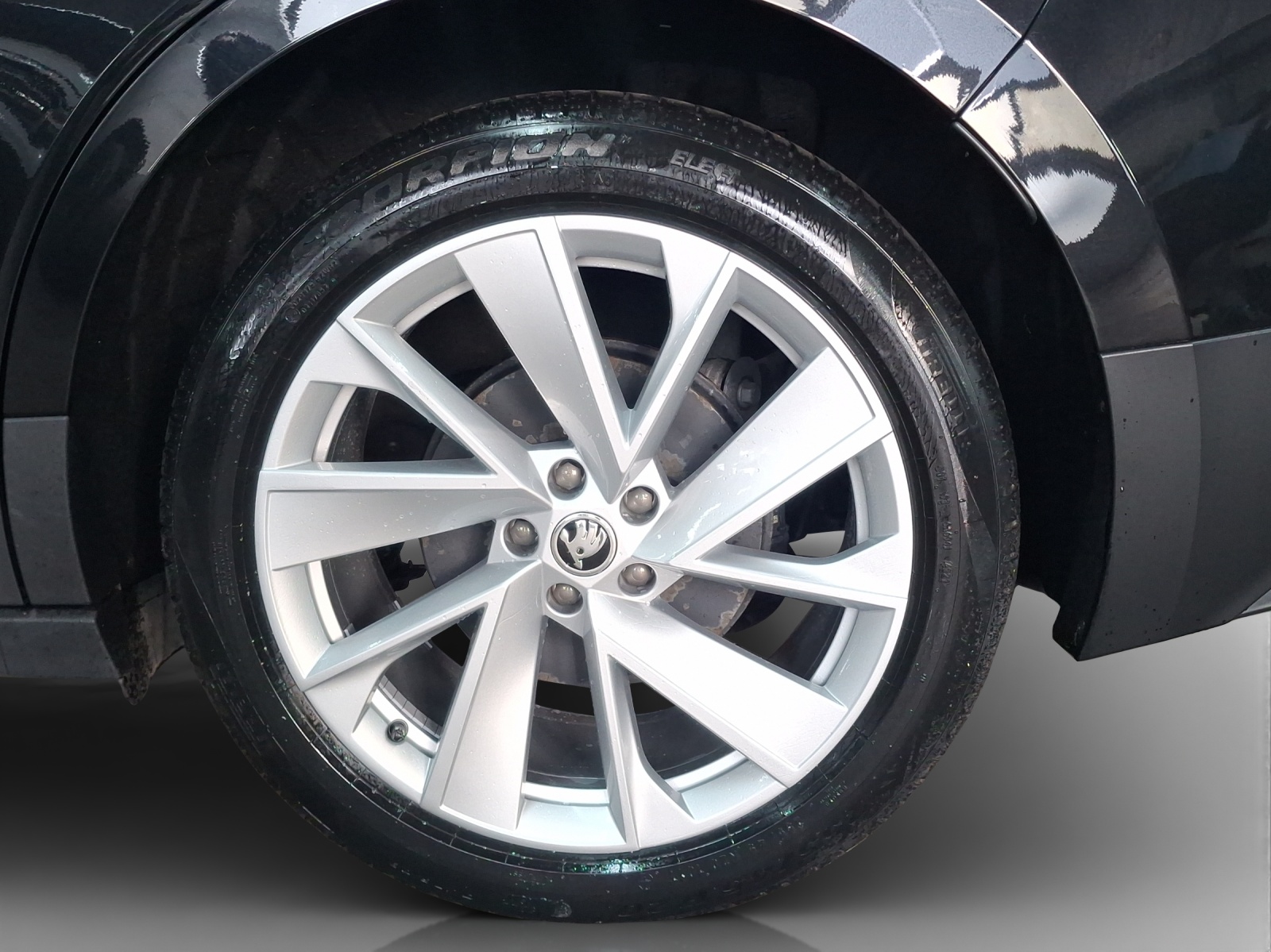 SKODA Enyaq iV 80x-image-14