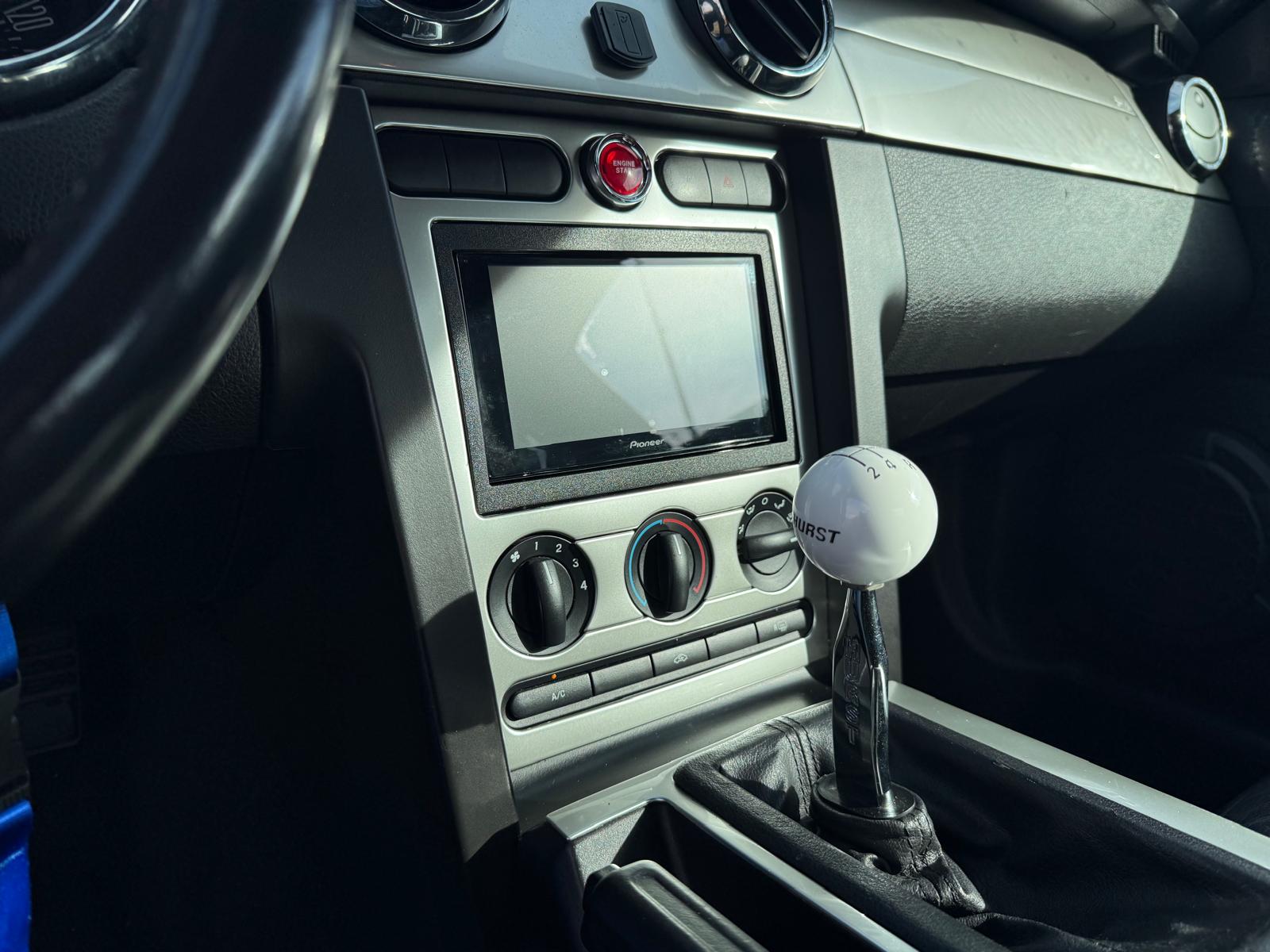 FORD Mustang GT-image-12
