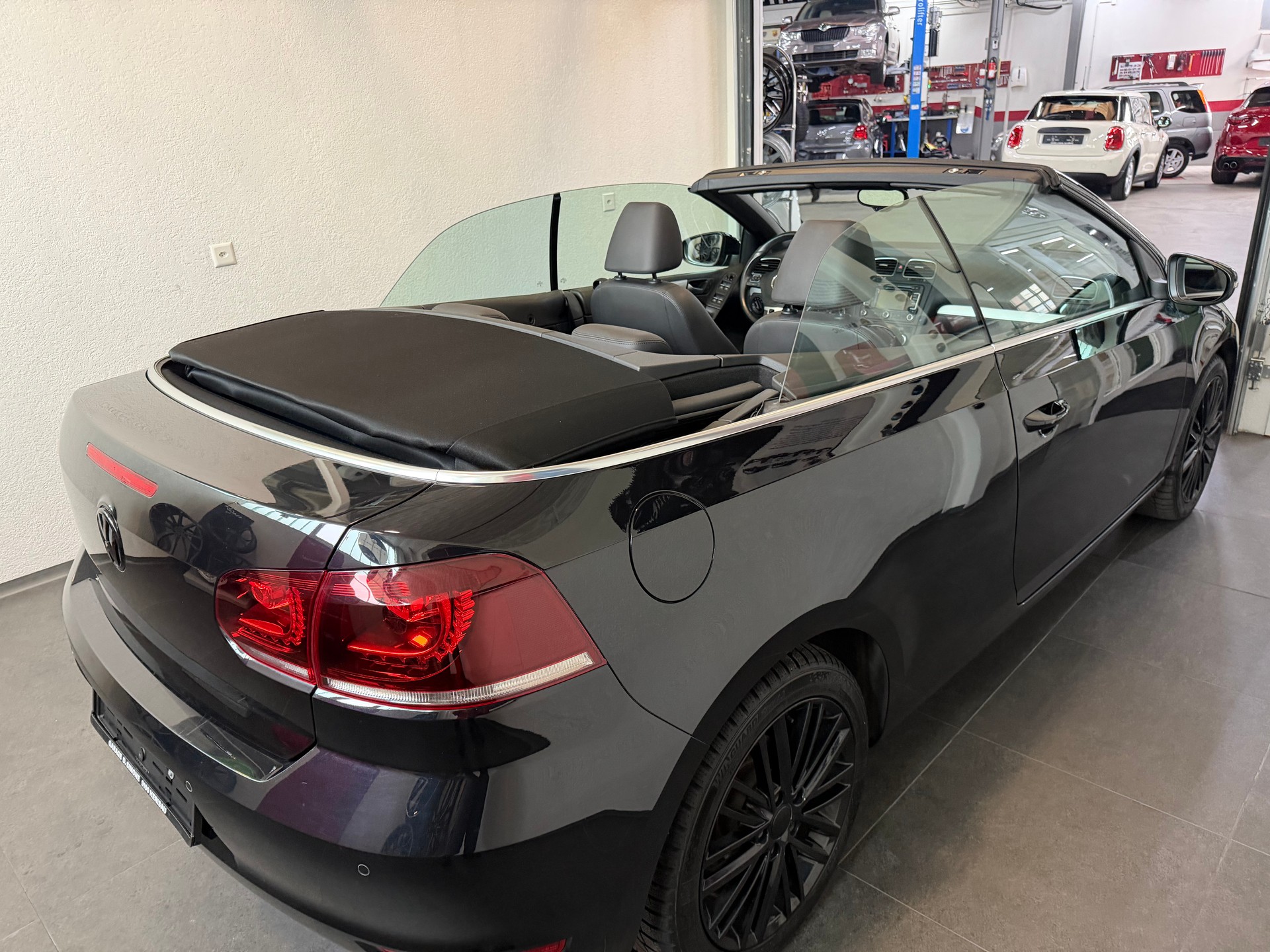 VW Golf Cabrio 1.4 TSI Cup DSG-image-5