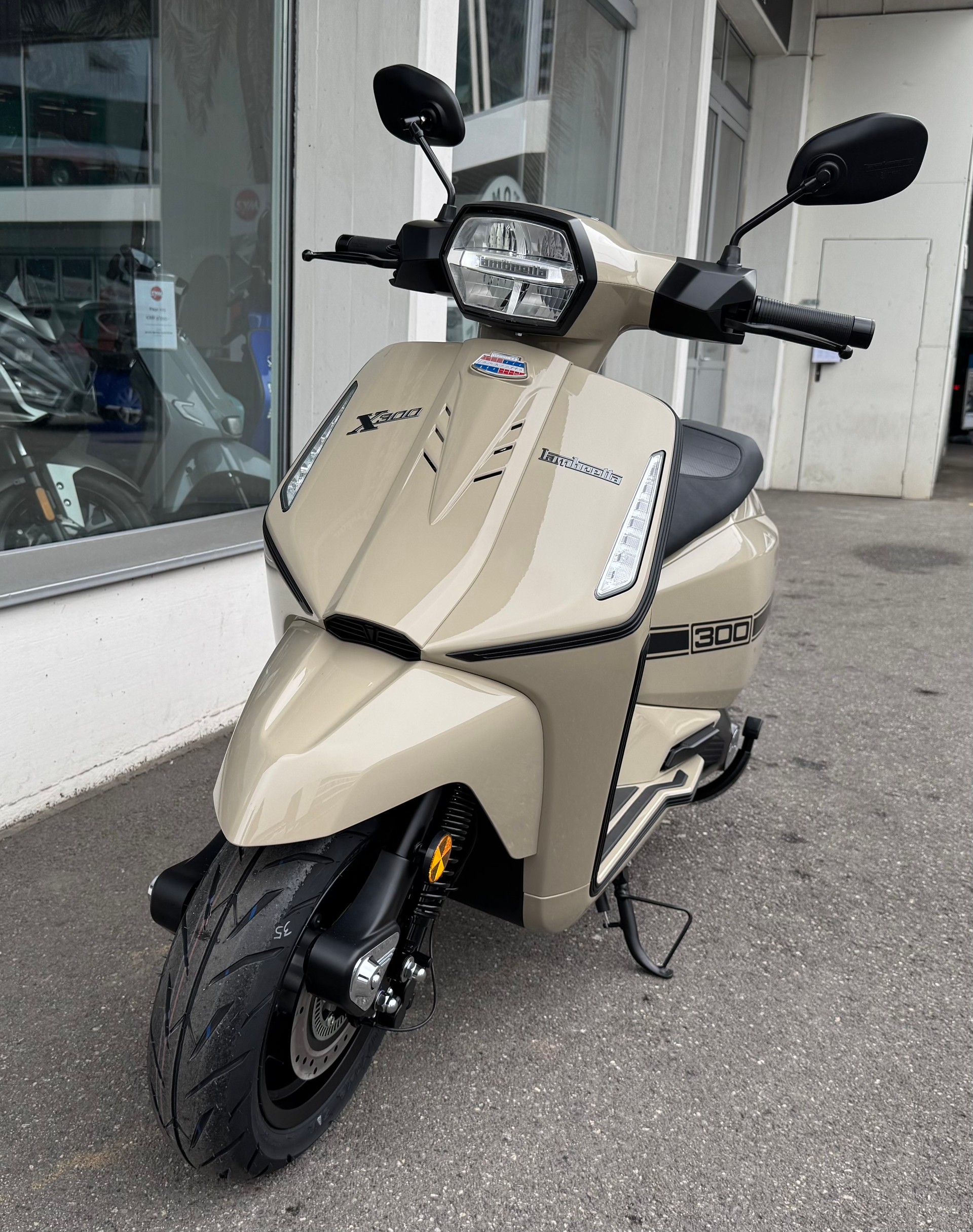 LAMBRETTA X 300 SR-image-8