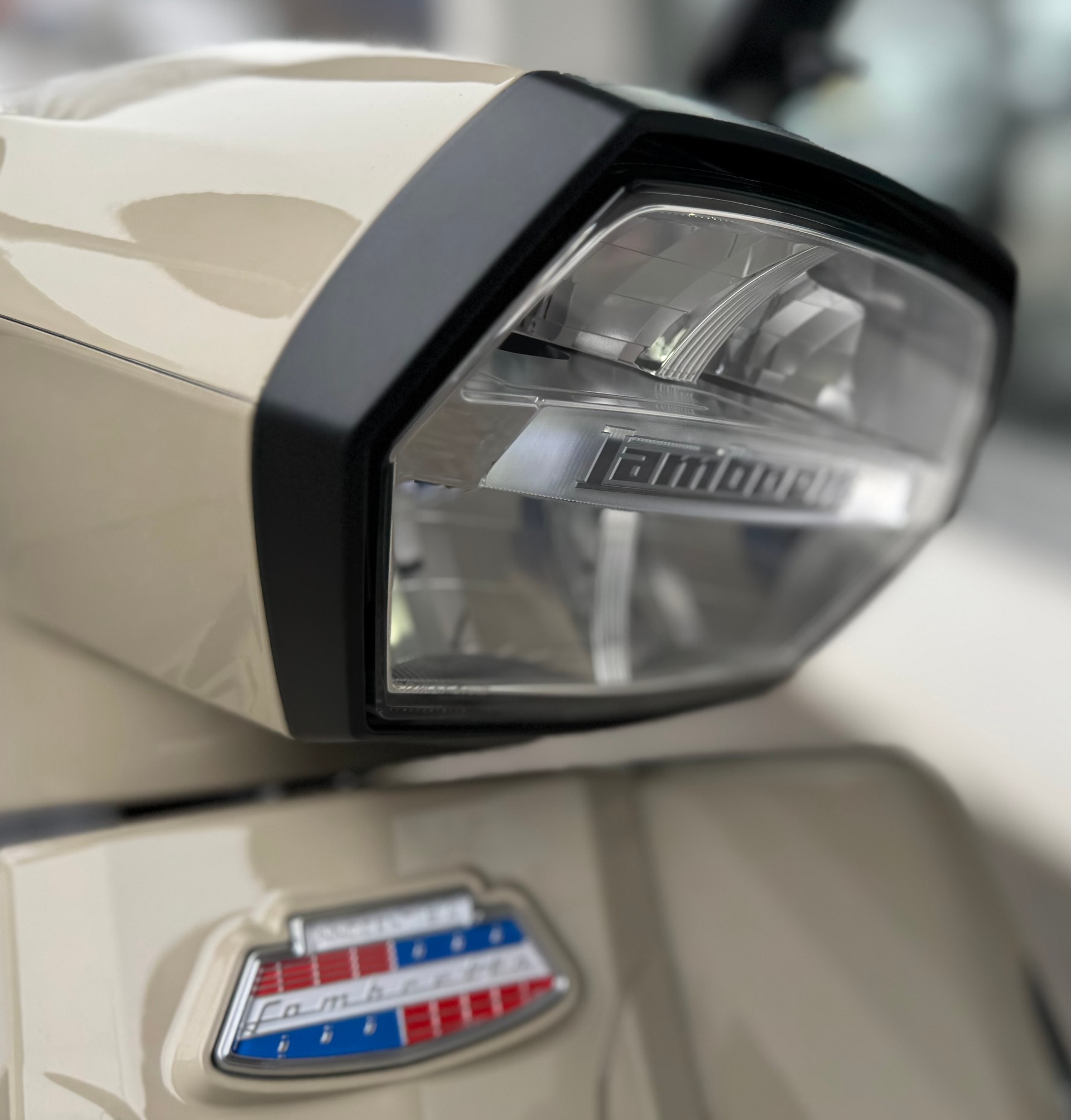 LAMBRETTA X 300 SR-image-9