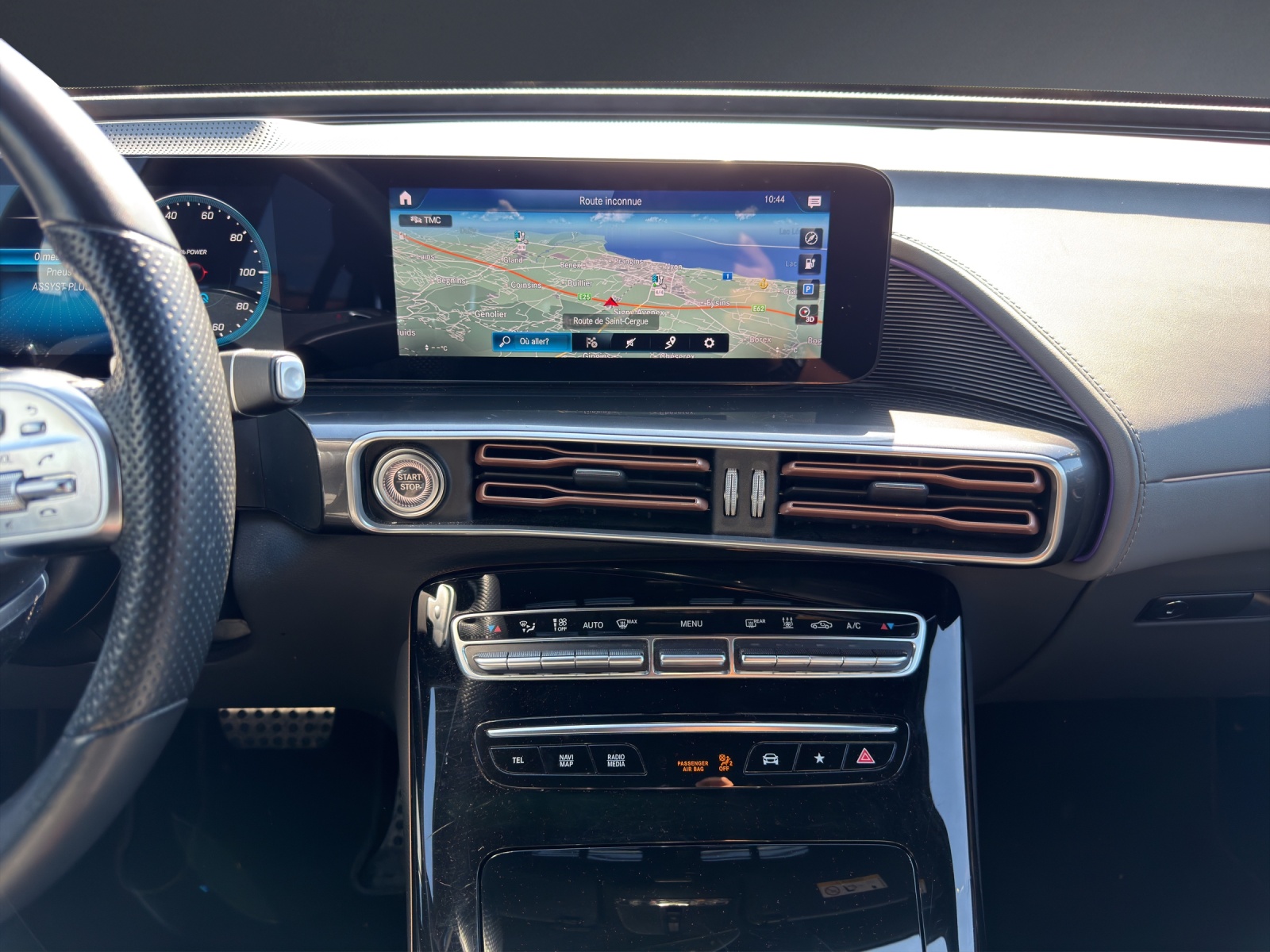 MERCEDES-BENZ EQC 400 AMG Line 4Matic-image-10