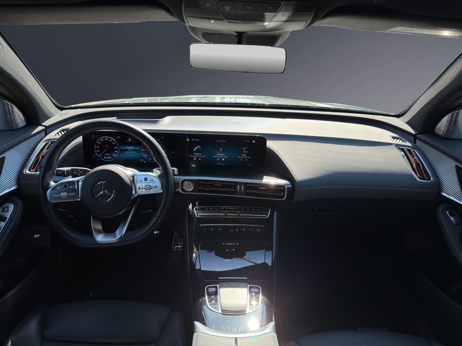 MERCEDES-BENZ EQC 400 AMG Line 4Matic-image-9