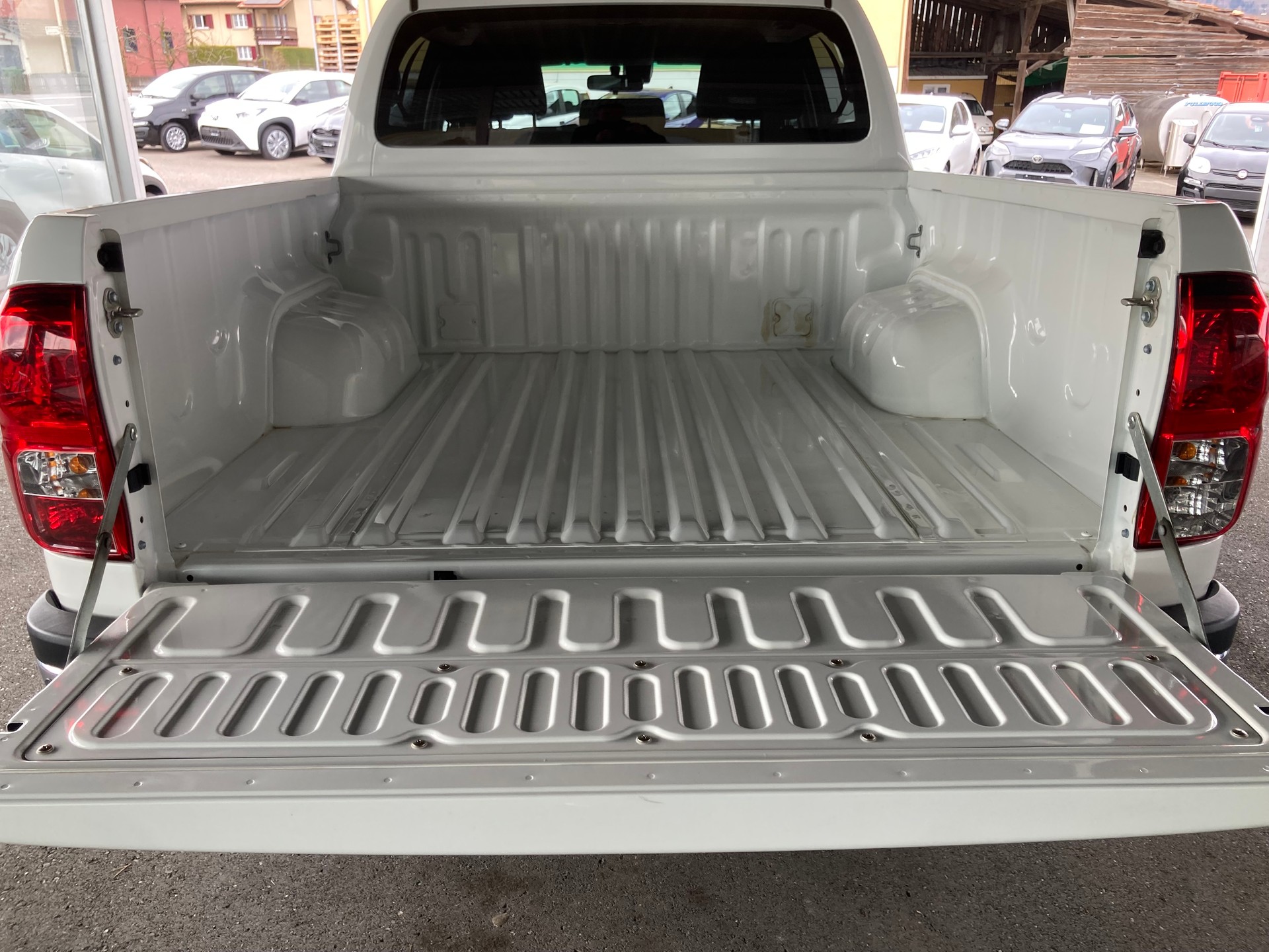 TOYOTA Hilux 2.4d Style Double Cab 4x4-image-7