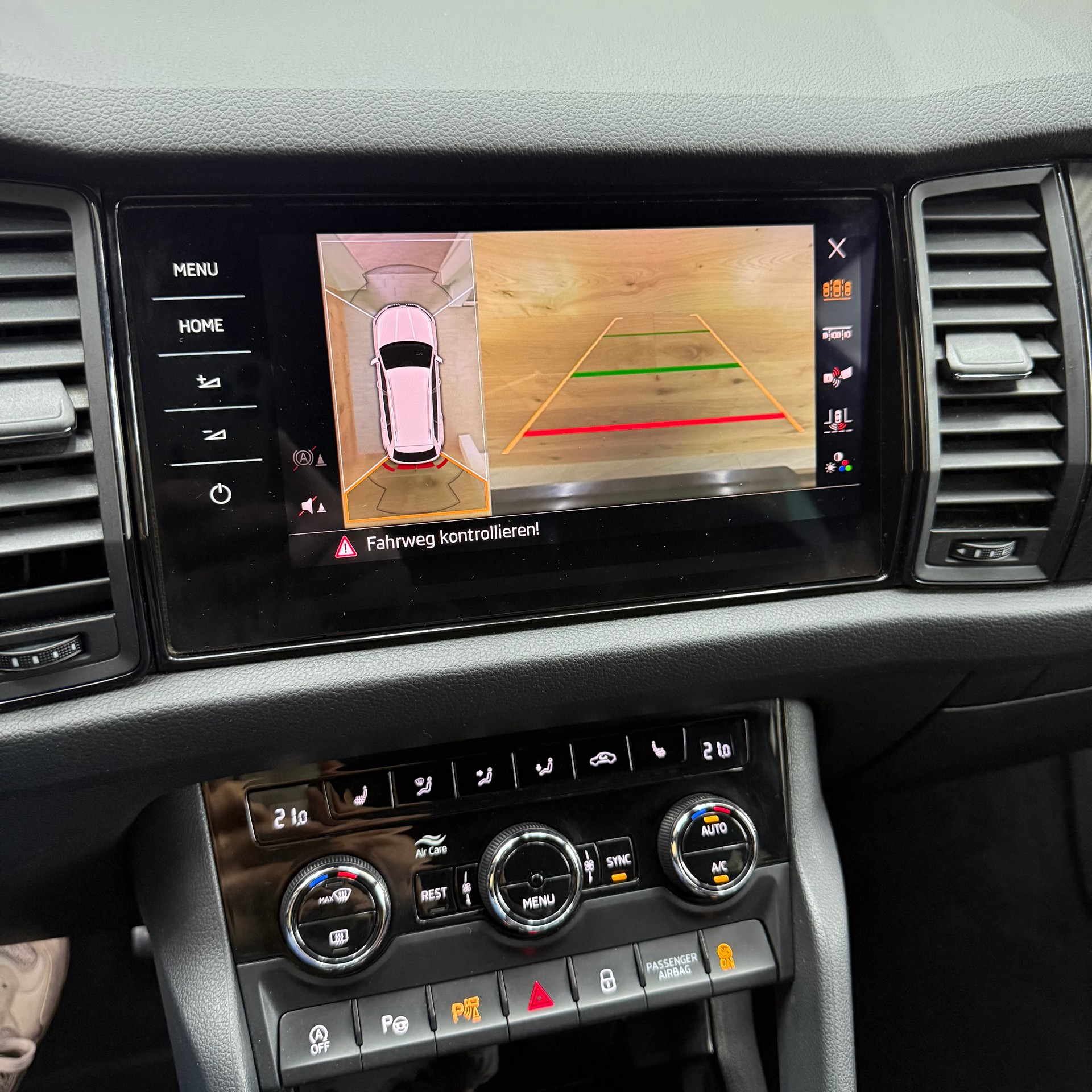 SKODA Kodiaq 2.0 Bi-TDI SCR RS 4x4 DSG *12 Monate Garantie*Anhängerkupplung*Leasing ab 359.-*-image-13
