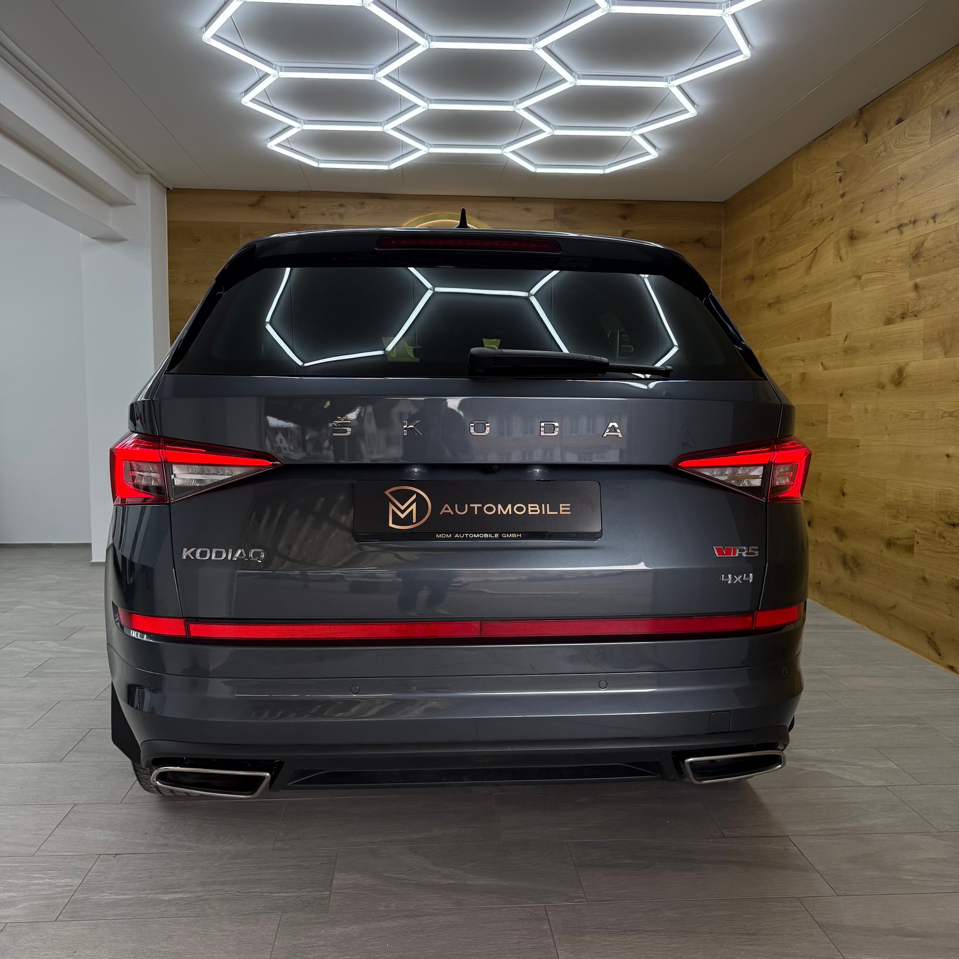 SKODA Kodiaq 2.0 Bi-TDI SCR RS 4x4 DSG *12 Monate Garantie*Anhängerkupplung*Leasing ab 359.-*-image-6