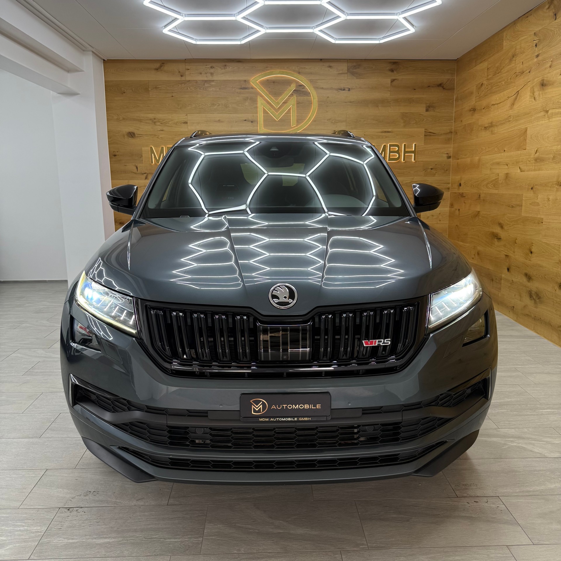 SKODA Kodiaq 2.0 Bi-TDI SCR RS 4x4 DSG *12 Monate Garantie*Anhängerkupplung*Leasing ab 359.-*-showroom-element-2
