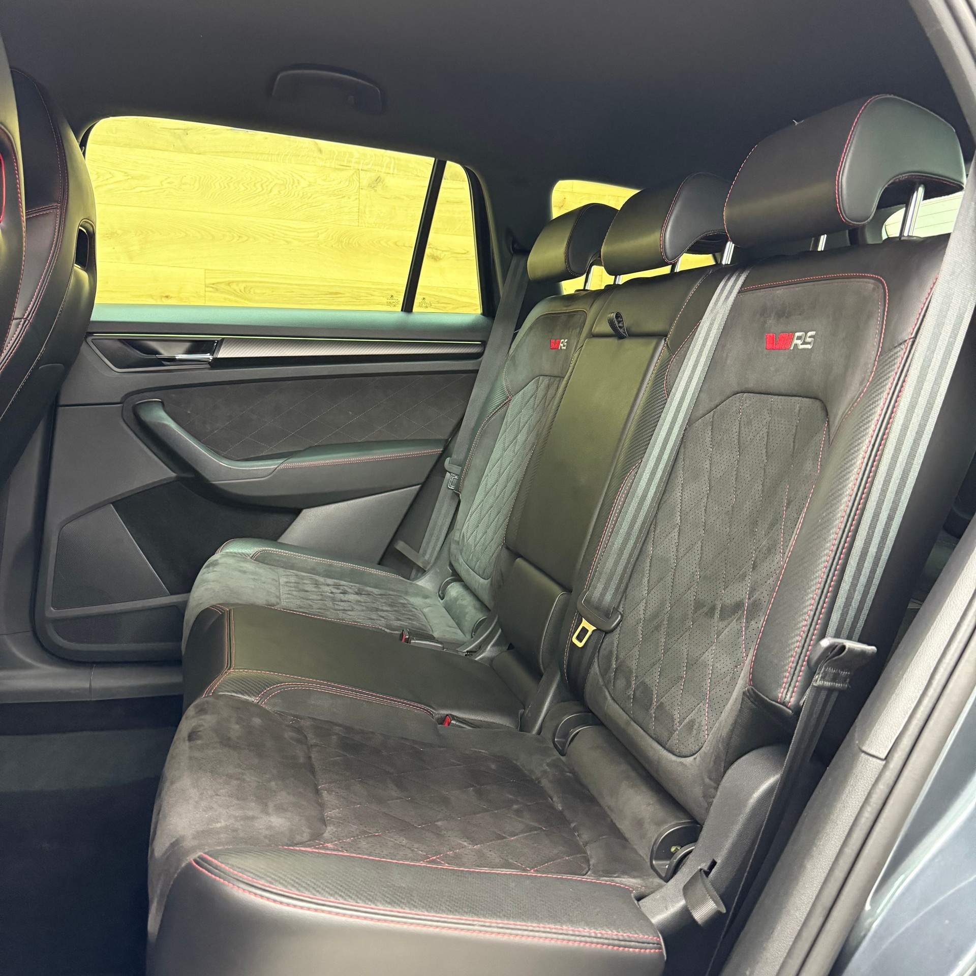 SKODA Kodiaq 2.0 Bi-TDI SCR RS 4x4 DSG *12 Monate Garantie*Anhängerkupplung*Leasing ab 359.-*-image-11