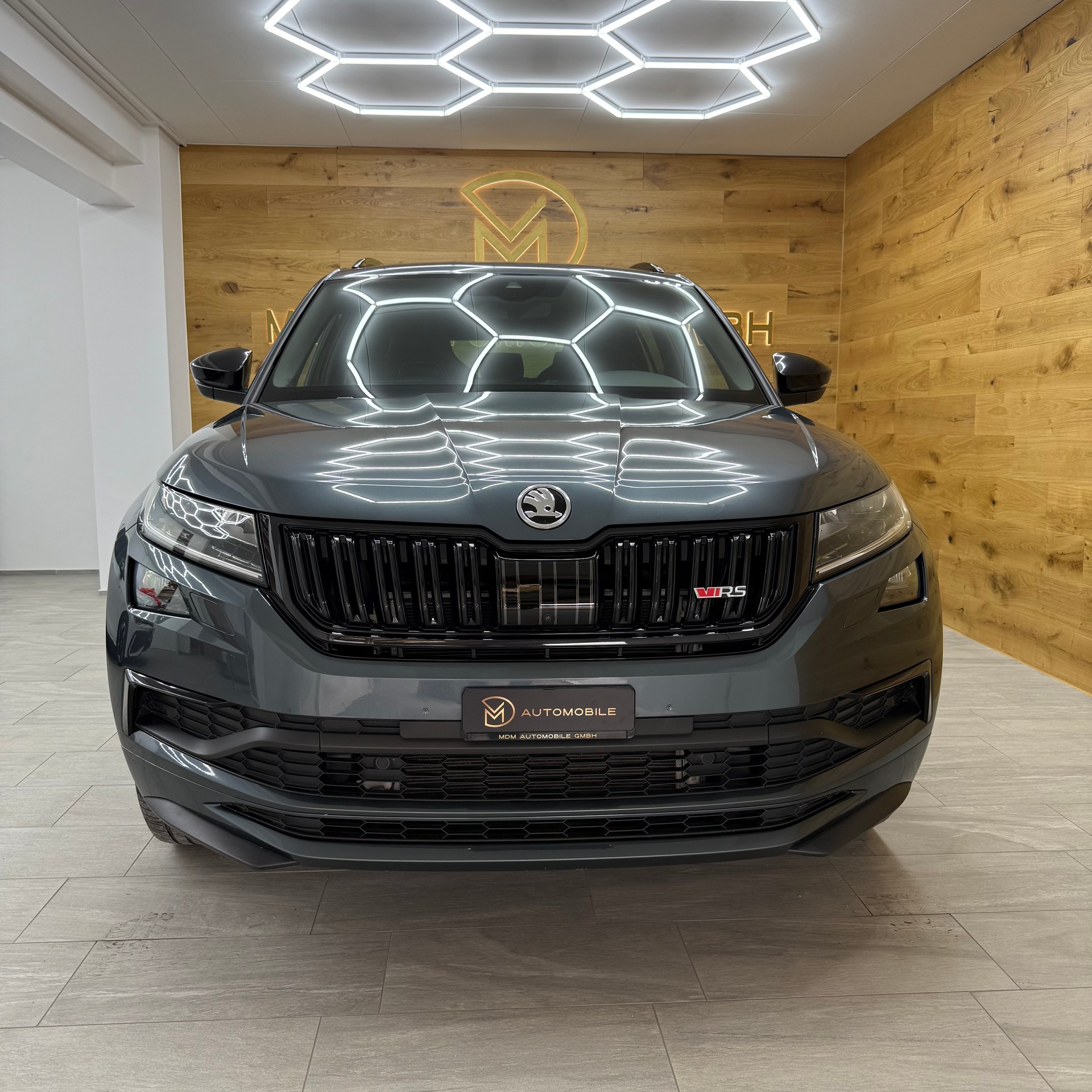 SKODA Kodiaq 2.0 Bi-TDI SCR RS 4x4 DSG *12 Monate Garantie*Anhängerkupplung*Leasing ab 359.-*-showroom-element-3