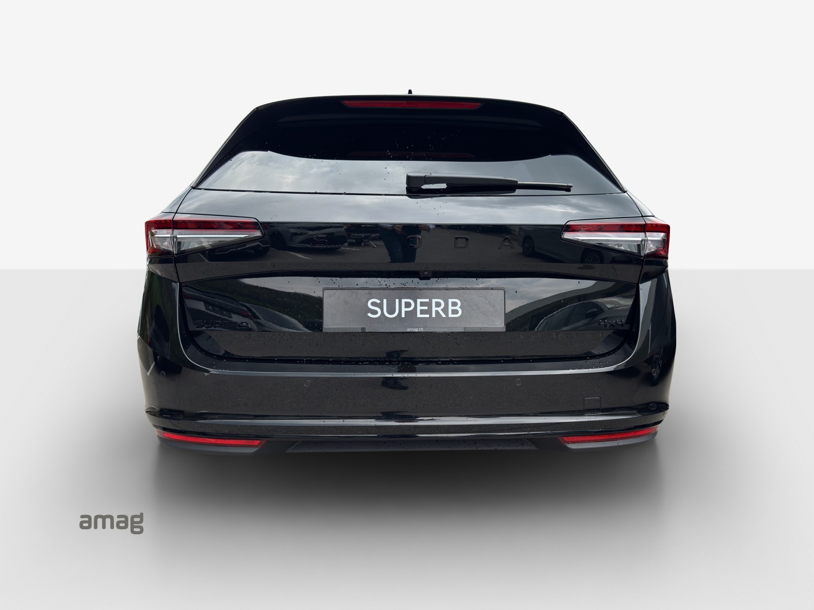 SKODA Superb Combi 2.0 TSI Sportline 4x4 DSG-image-3