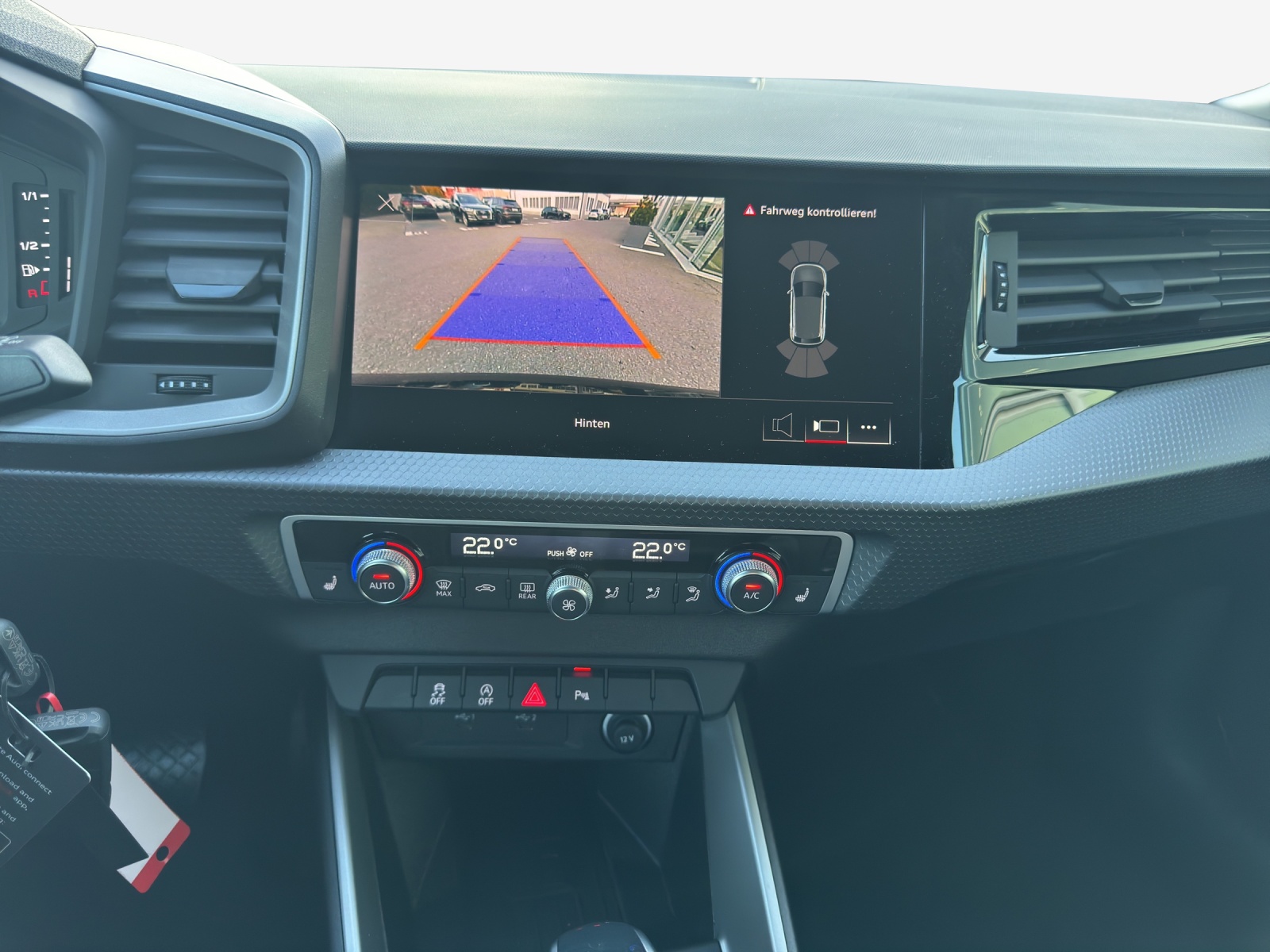 AUDI A1 Sportback 30 TFSI Attraction S-tronic-image-10
