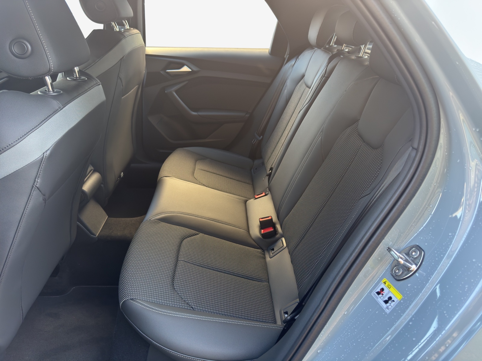 AUDI A1 Sportback 30 TFSI Attraction S-tronic-image-11