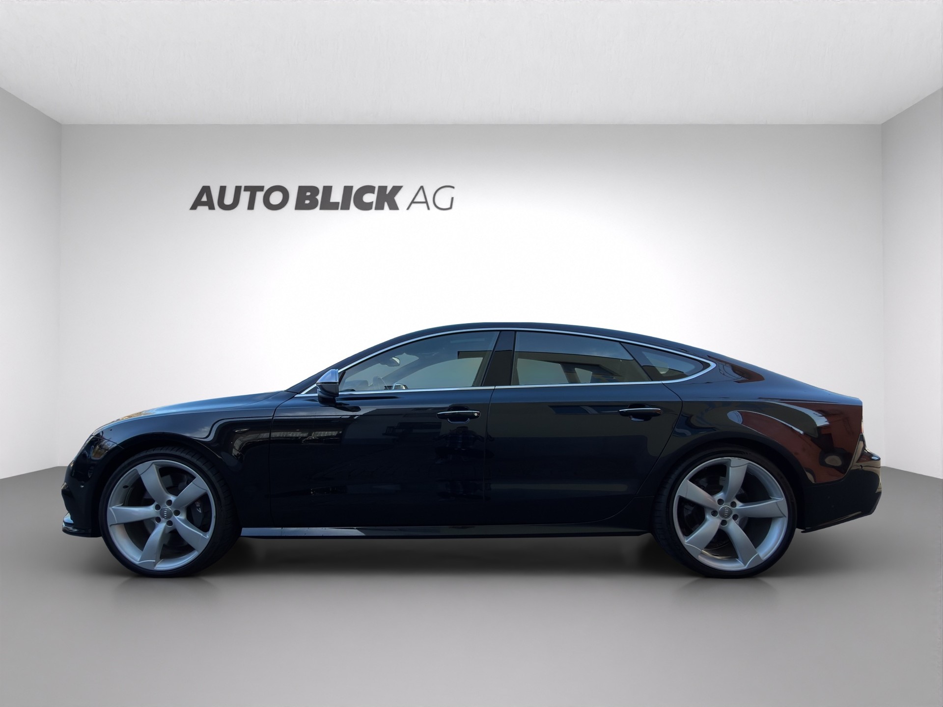 AUDI S7 Sportback 4.0 TFSI V8 quattro S-tronic-image-4
