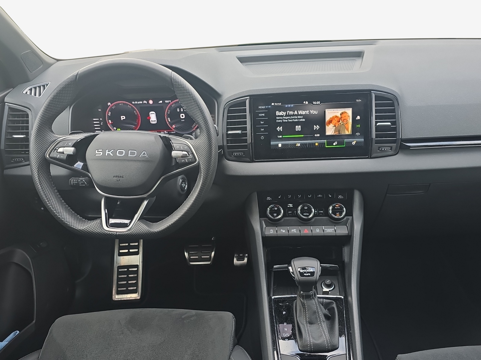 SKODA Karoq 2.0 TSI SportLine 4x4 DSG-image-8