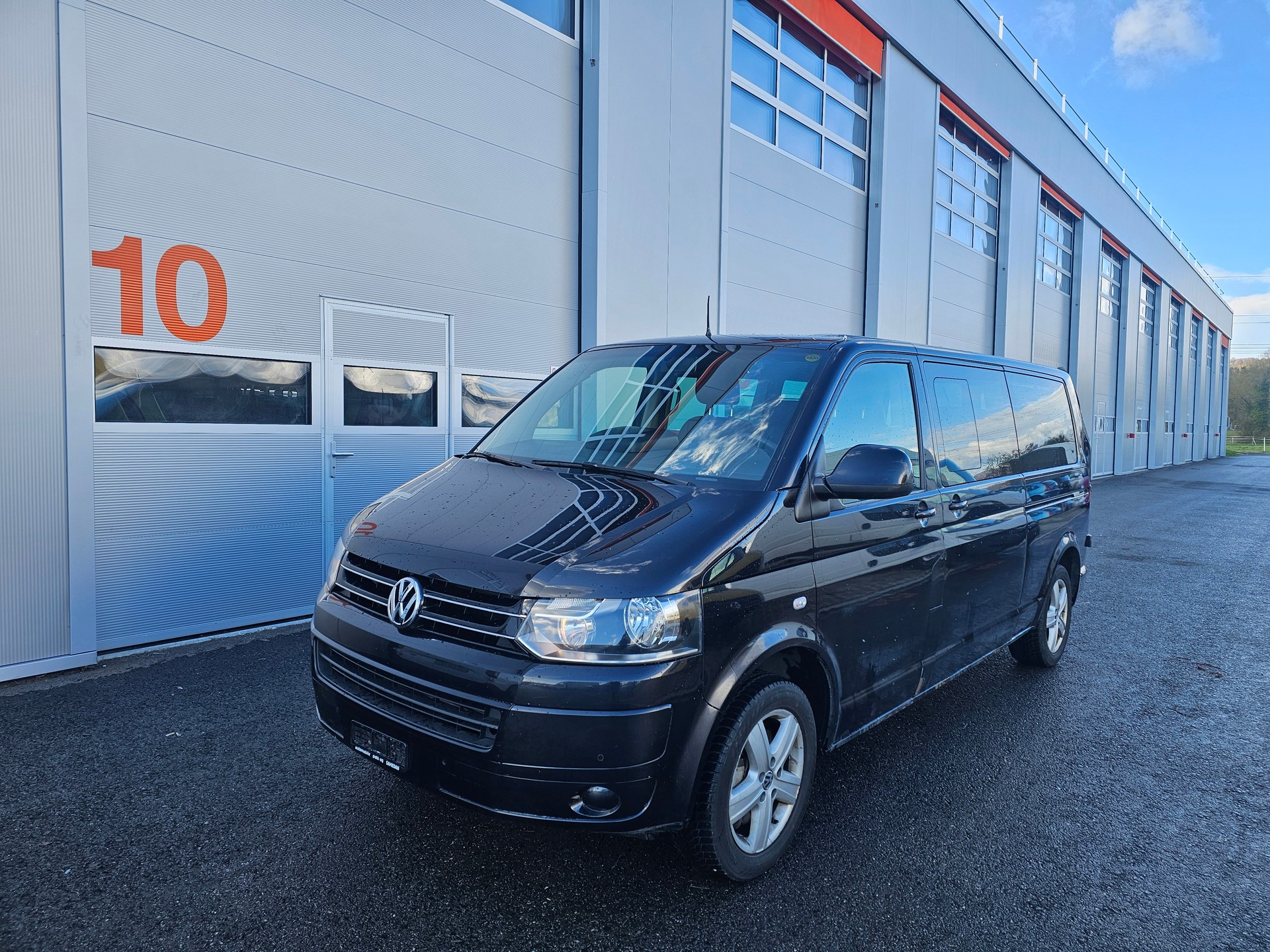 VW T5 Caravelle Comfortline 2.0 TDI CR 4Motion DSG-image-0
