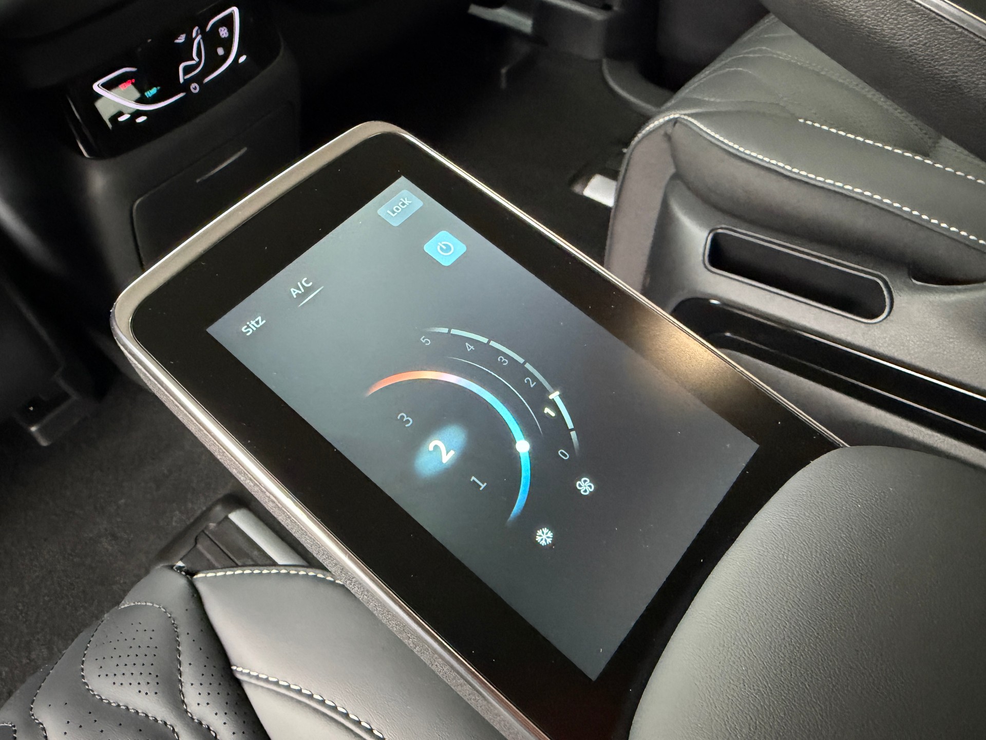 FORTHING 9 1.5T PHEV 7 Sitze Full Option Plugin-image-12
