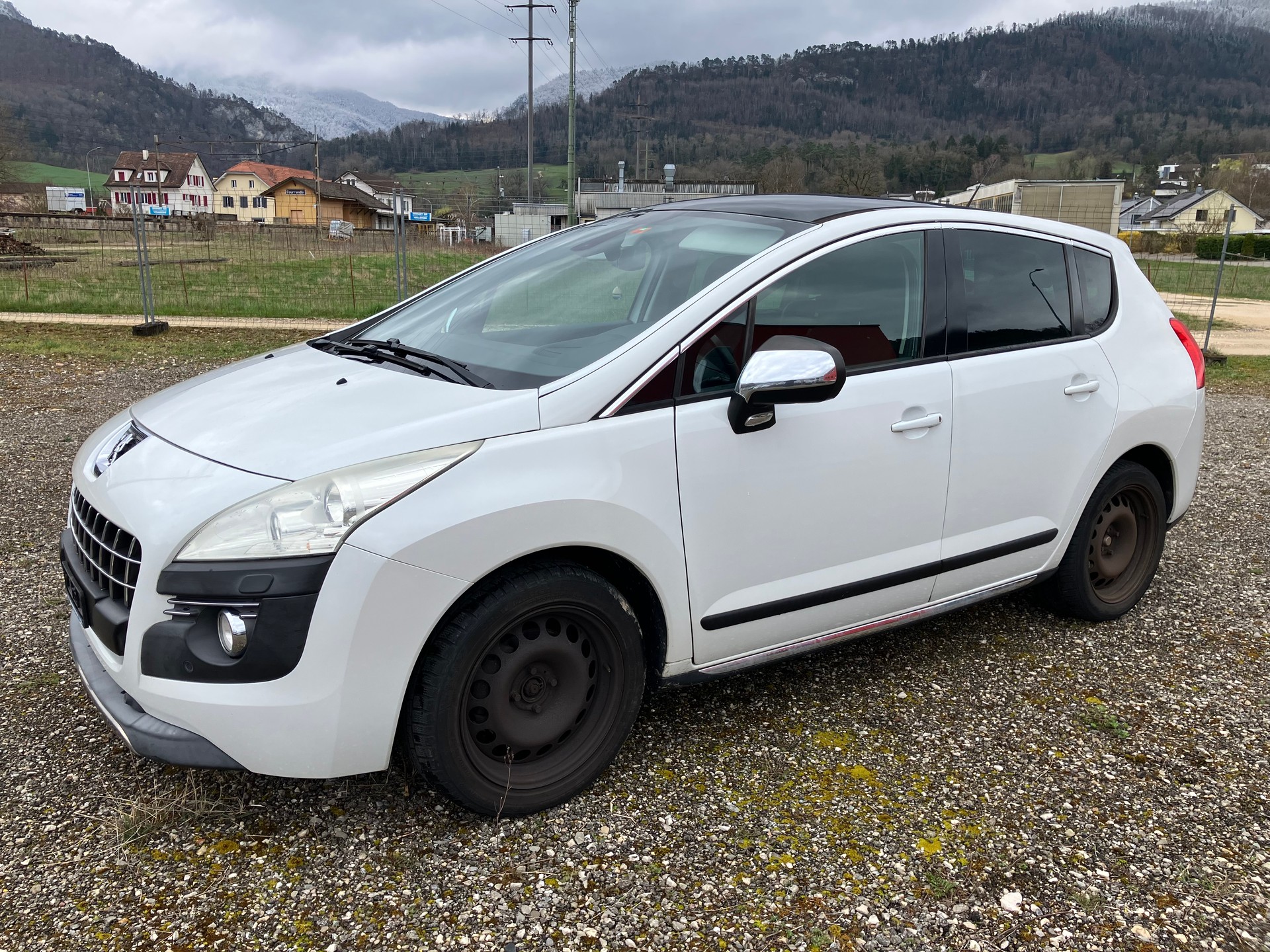 PEUGEOT 3008 1.6 16V T Sport