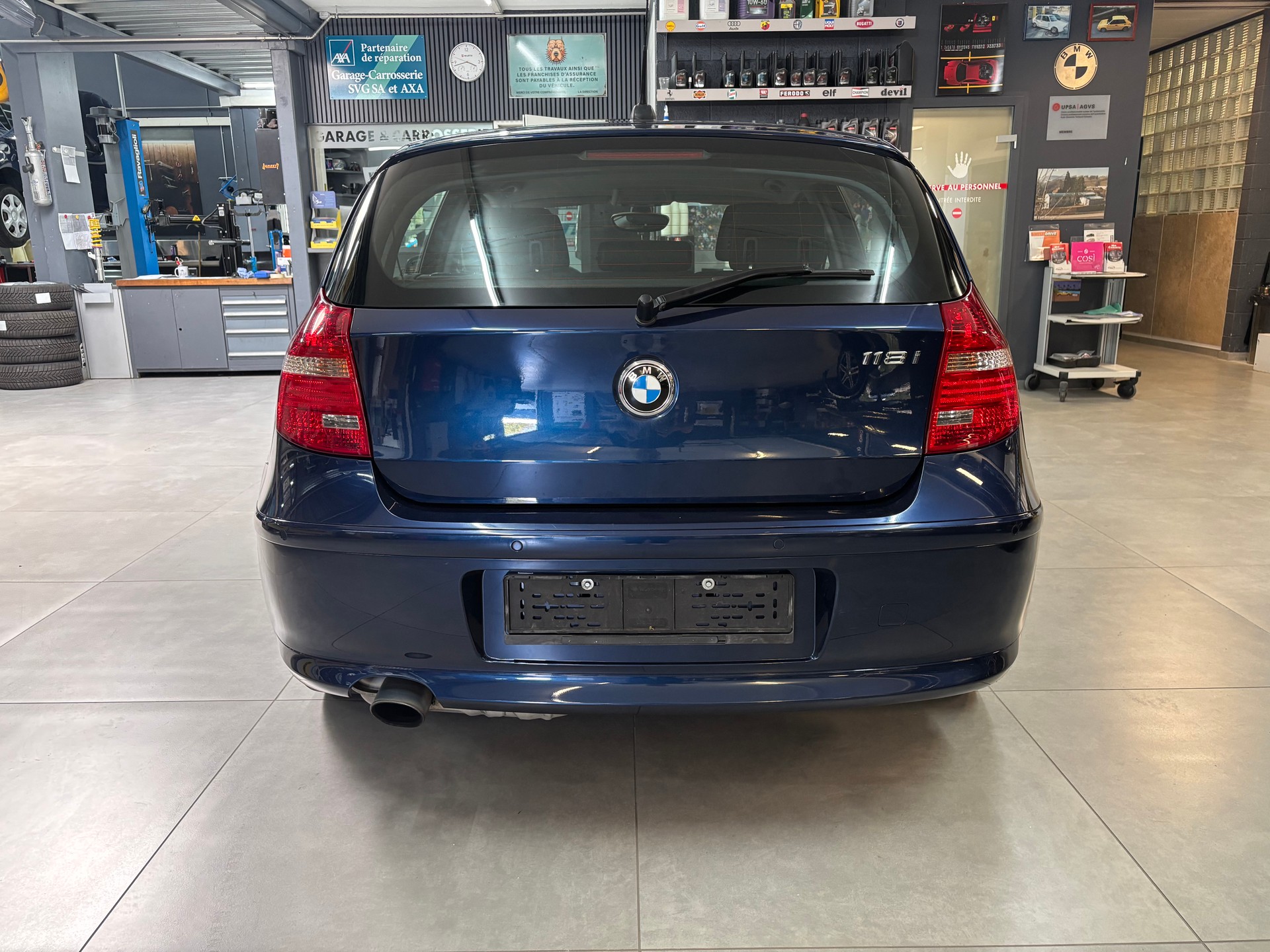 BMW 118i Steptronic-image-3