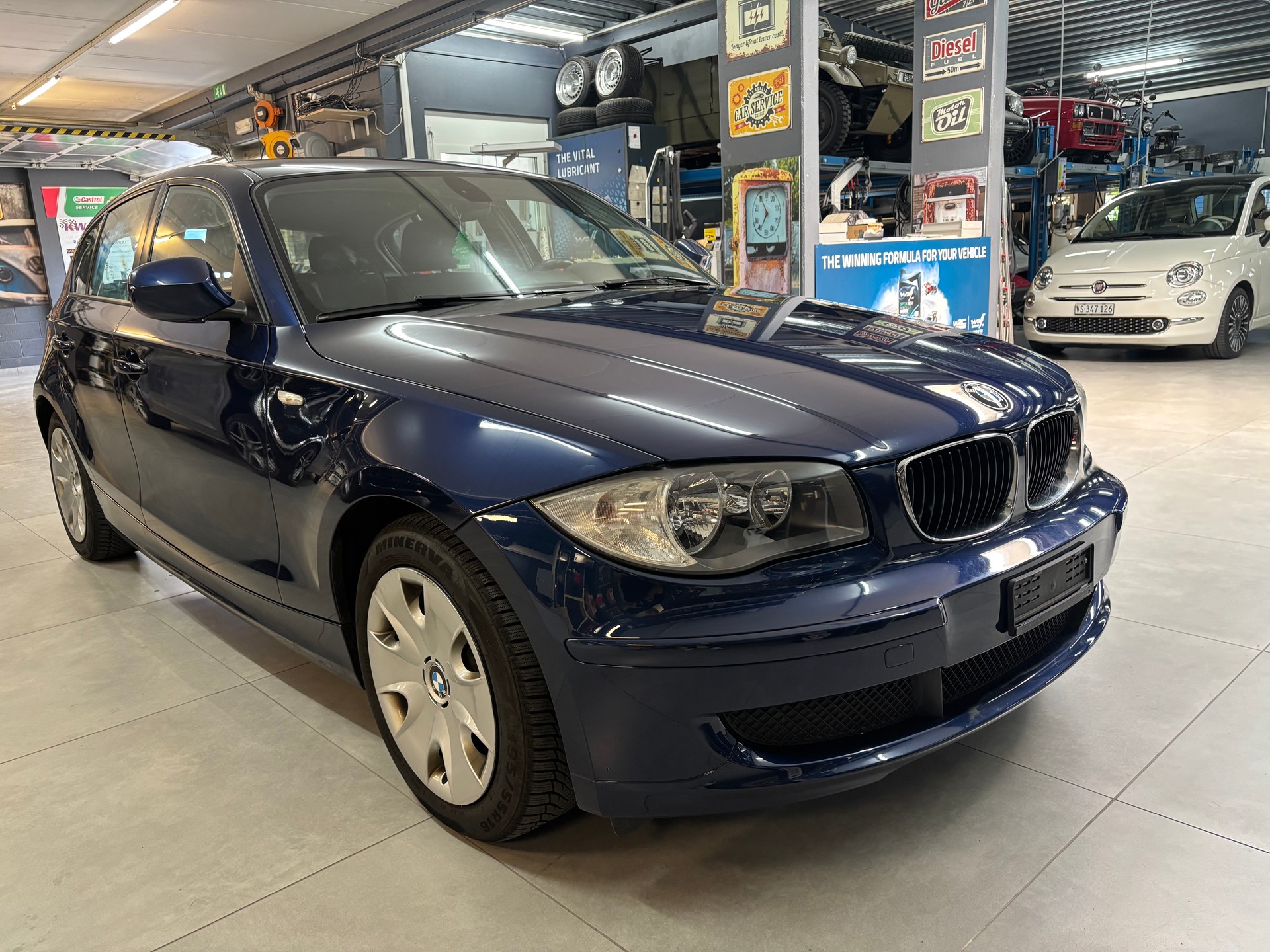 BMW 118i Steptronic-image-2