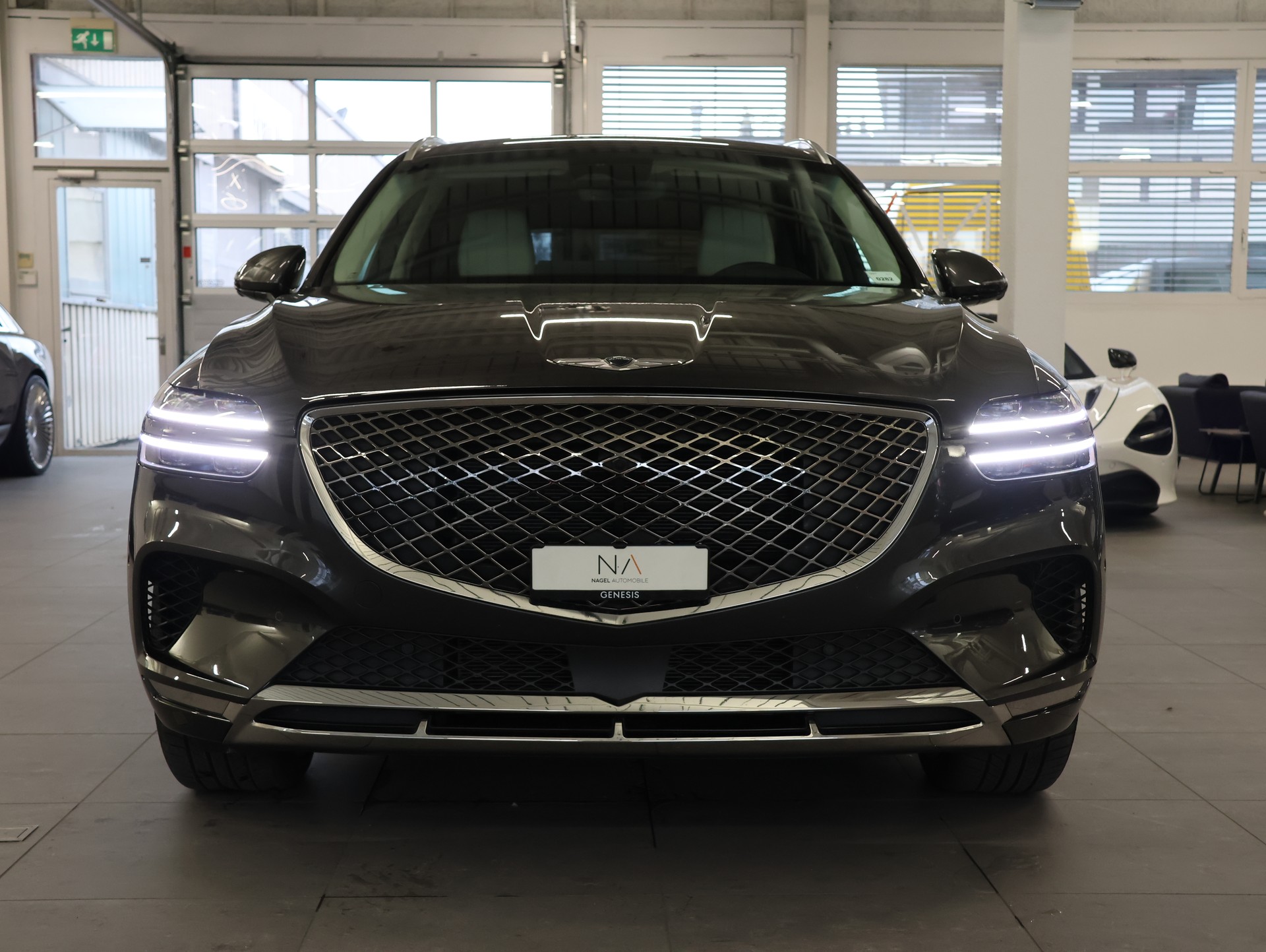 GENESIS GV70 2.2 CRDI Luxury AT8 AWD *Panoramadach* *Luxury Packet* *Fortlaufende Werksgarantie*-showroom-element-2