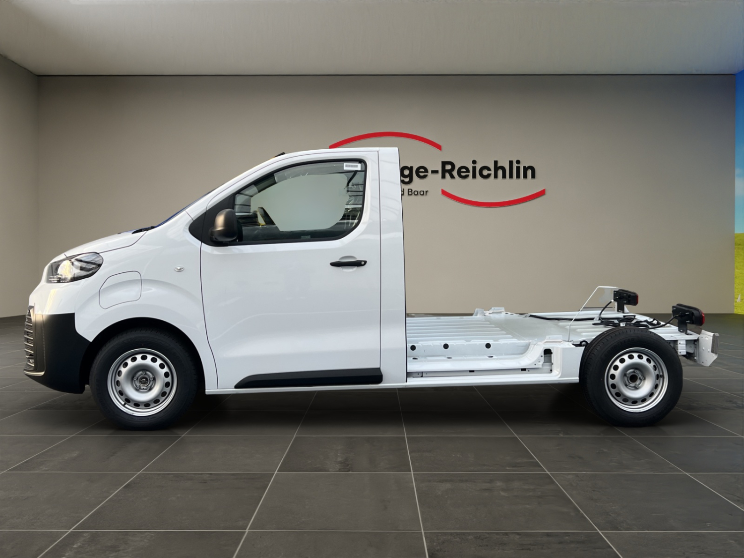 TOYOTA PROACE Kab.-Ch. L1 75KWh-image-1