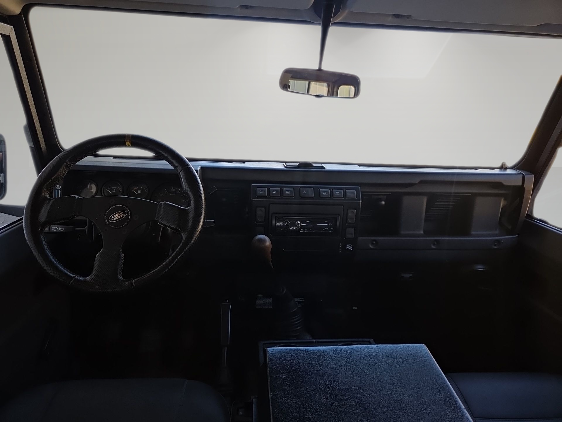 LAND ROVER Defender 110 SW 2.5 Td5-image-7