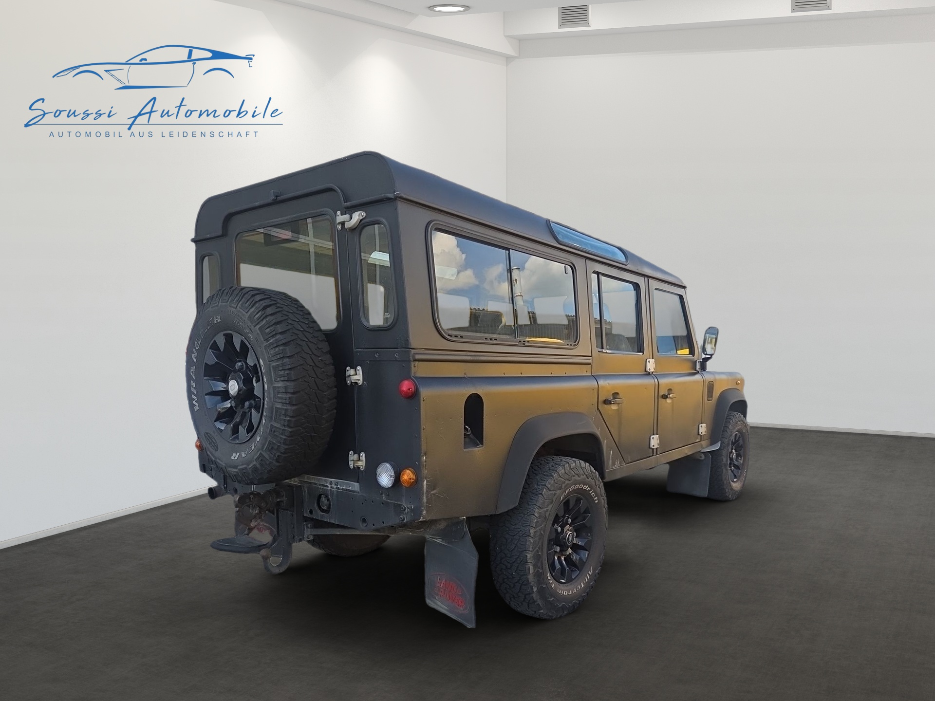 LAND ROVER Defender 110 SW 2.5 Td5-image-2
