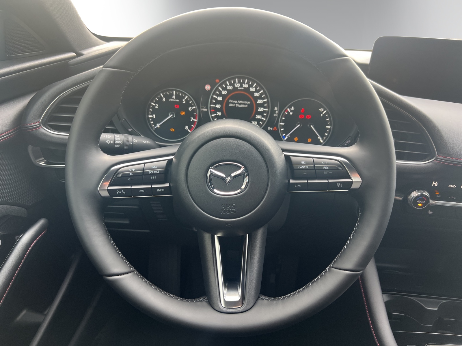 MAZDA 3 Hatchback SKYACTIV-X M Hybrid 186 Homura Automat-image-12