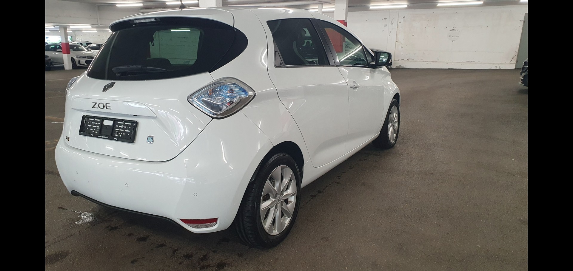 RENAULT Zoe Intens R240 (Batterie Miete)-image-1