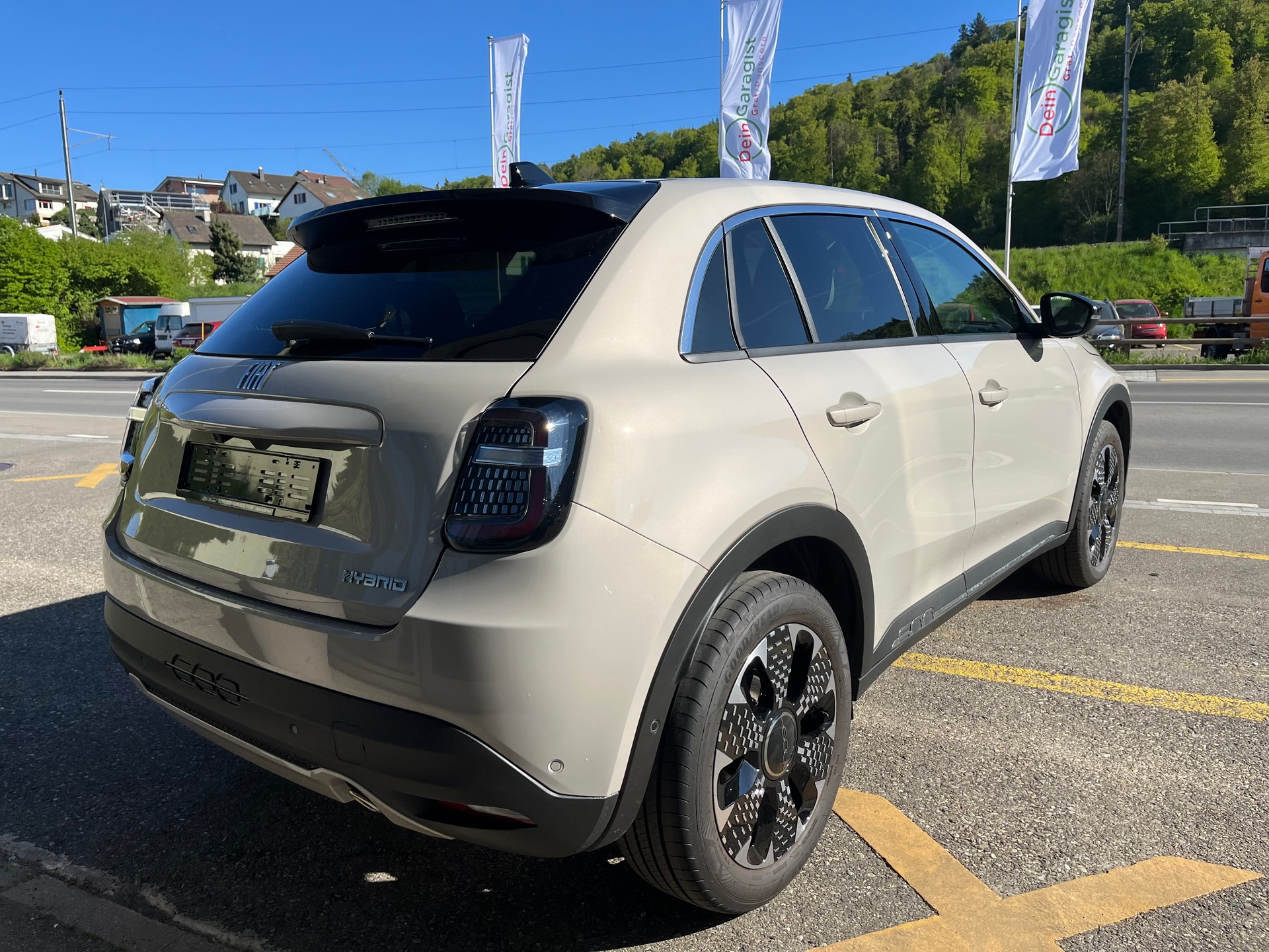 FIAT 600h MildHybrid La Prima-image-2